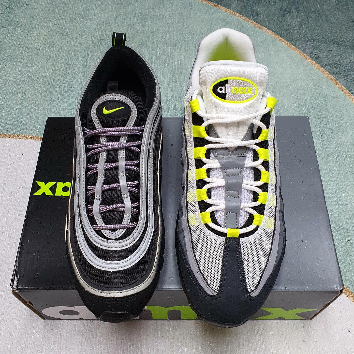 Nike Air Max 97 OG Black Volt Asia, Nike Air Max 95 OG Neon Yellow 2020 착용 스타일