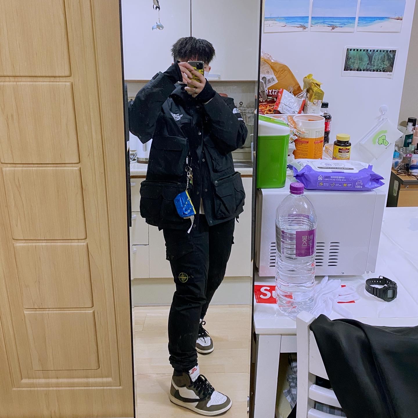 Supreme x The North Face Cargo Jacket Black - 20SS, Jordan 1 x Travis Scott Retro High OG SP Mocha 착용 스타일