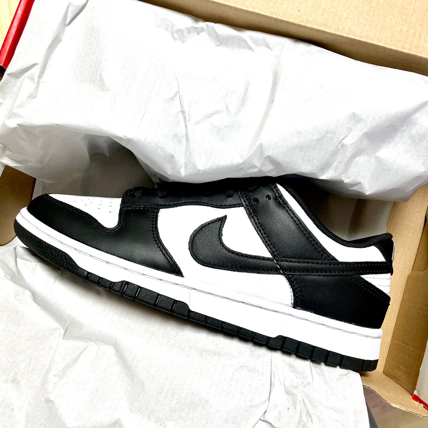 Nike Dunk Low Retro Black 착용 스타일
