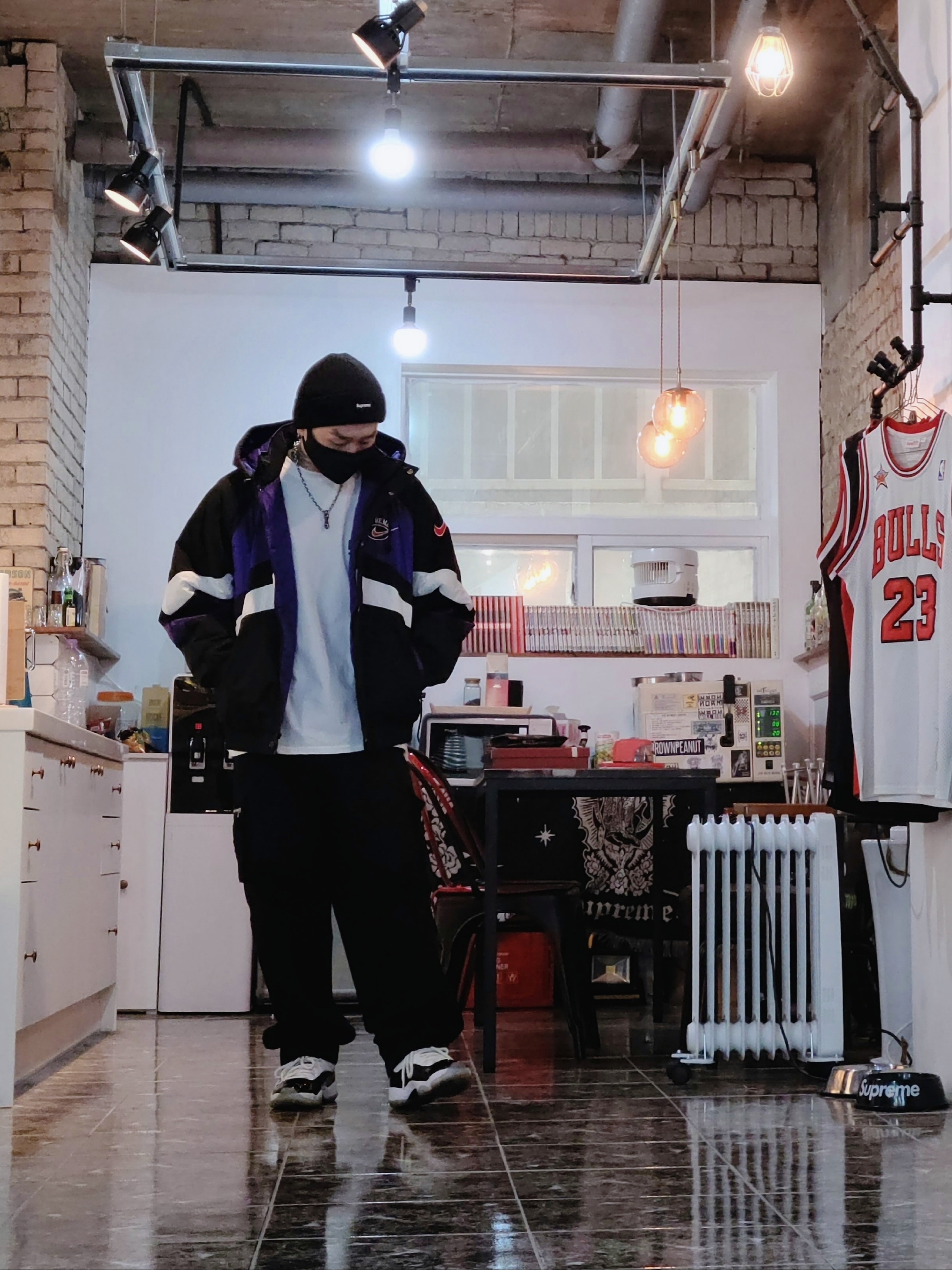 Supreme Cashmere Beanie Black - 20FW, Supreme x Nike Hooded Sport Jacket Purple - 19SS 착용 스타일 - 1