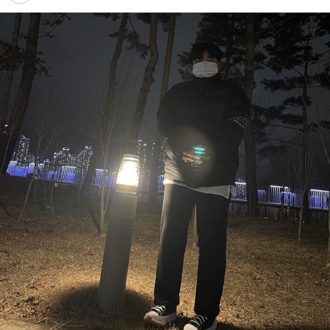 Converse Run Star Hike Hi Black White Gum 착용 스타일