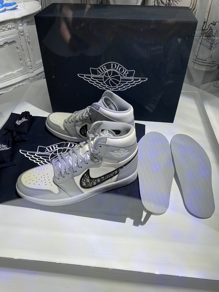 KREAM 프로필 이미지