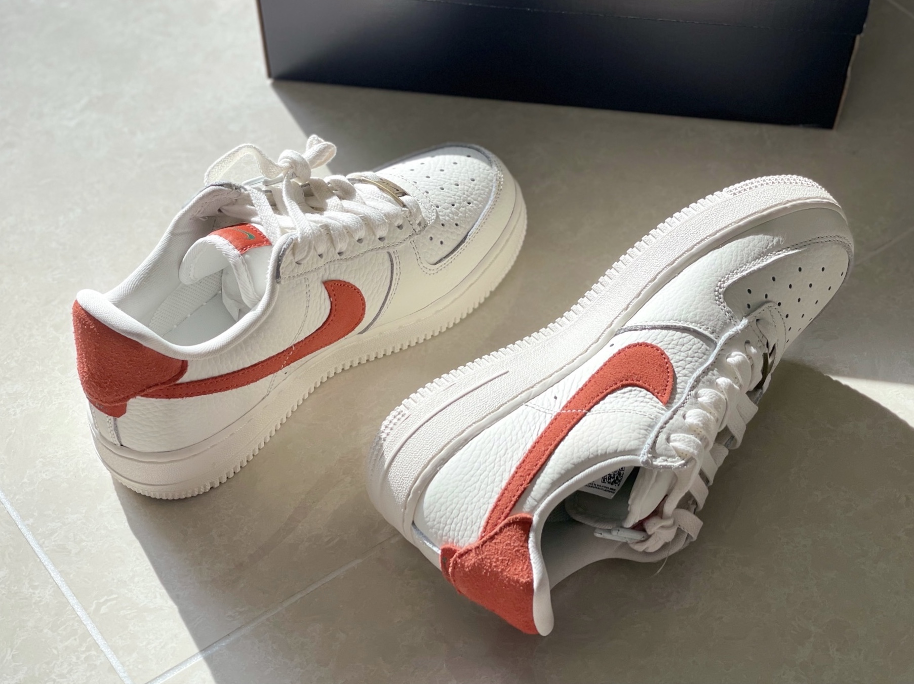 Nike Air Force 1 '07 Craft Mantra Orange 착용 스타일