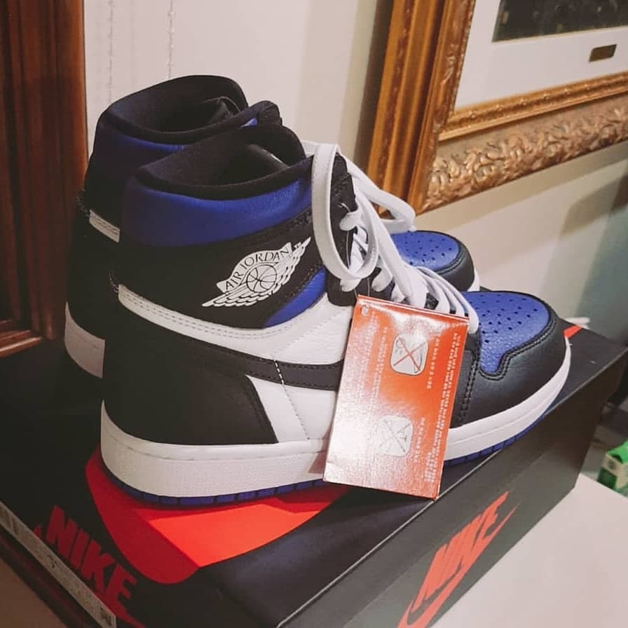 Jordan 1 Retro High OG Royal Toe 착용 스타일 - 2