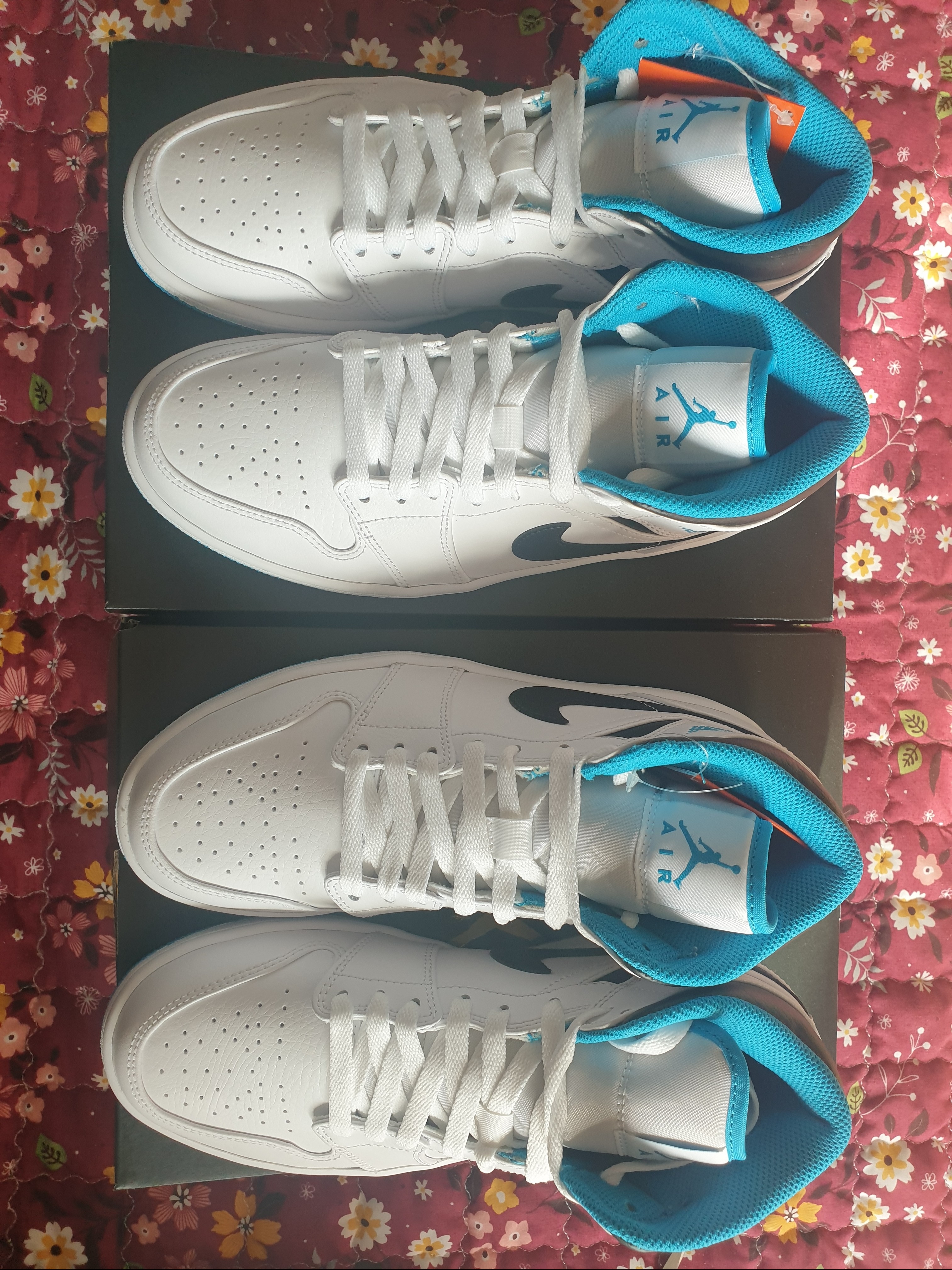 Jordan 1 Mid Laser Blue 착용 스타일