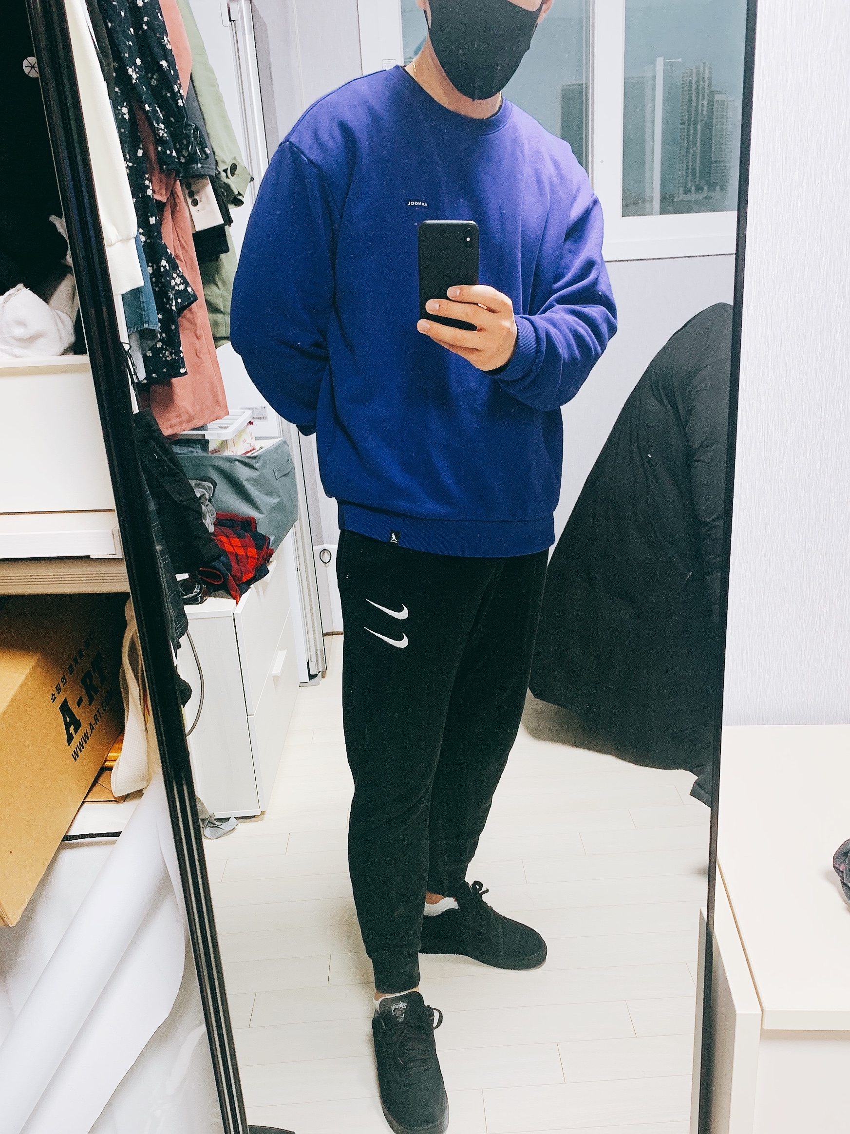 Nike x Stussy Air Force 1 Low Triple Black 착용 스타일