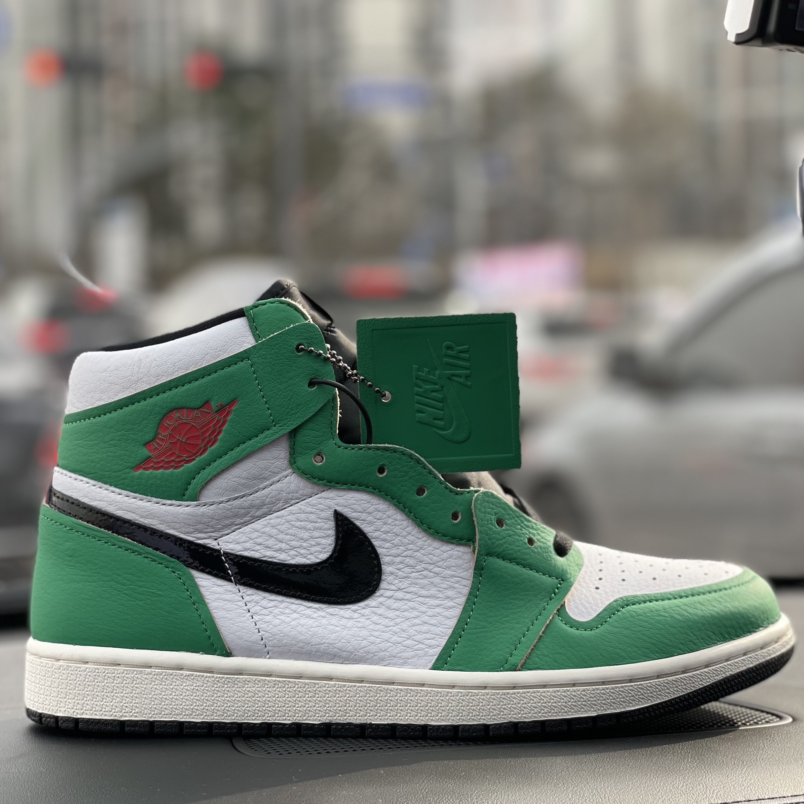 (W) Jordan 1 Retro High OG Lucky Green 착용 스타일