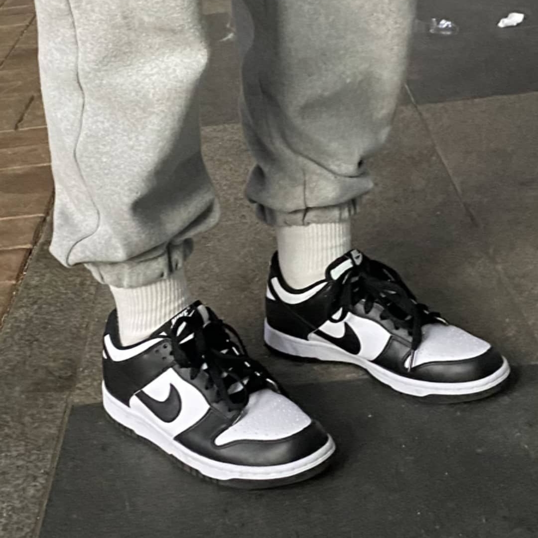 (GS) Nike Dunk Low Black 착용 스타일