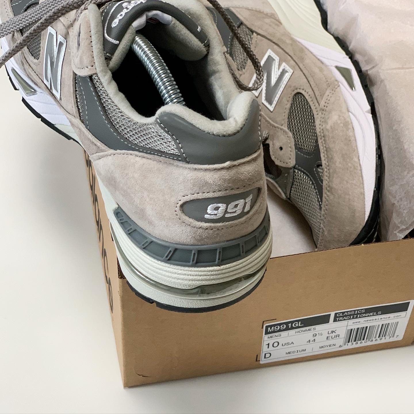 New Balance 991 Made in UK Grey 착용 스타일 - 3