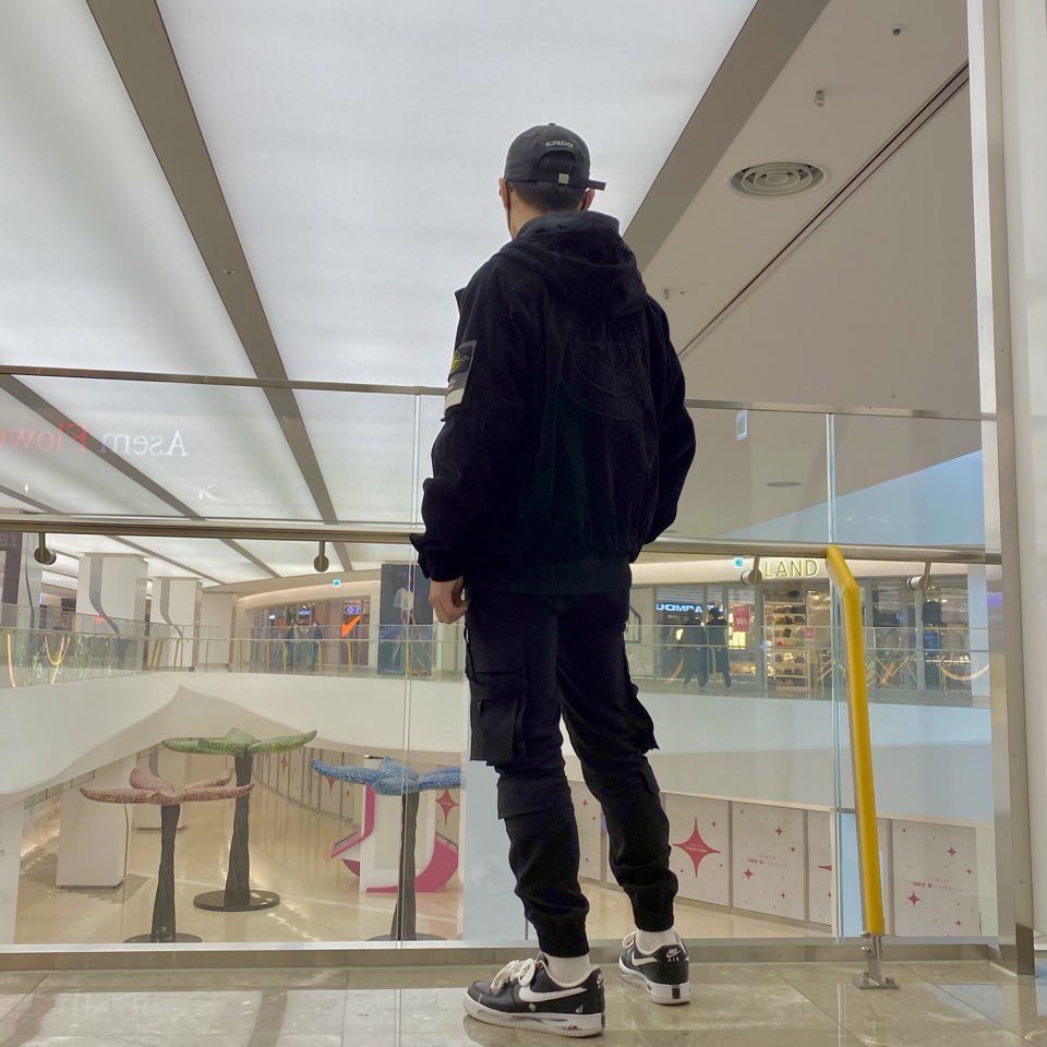 Nike x Peaceminusone Air Force 1 Low Para-Noise, Supreme x Stone Island Corduroy Jacket Black - 20FW 착용 스타일