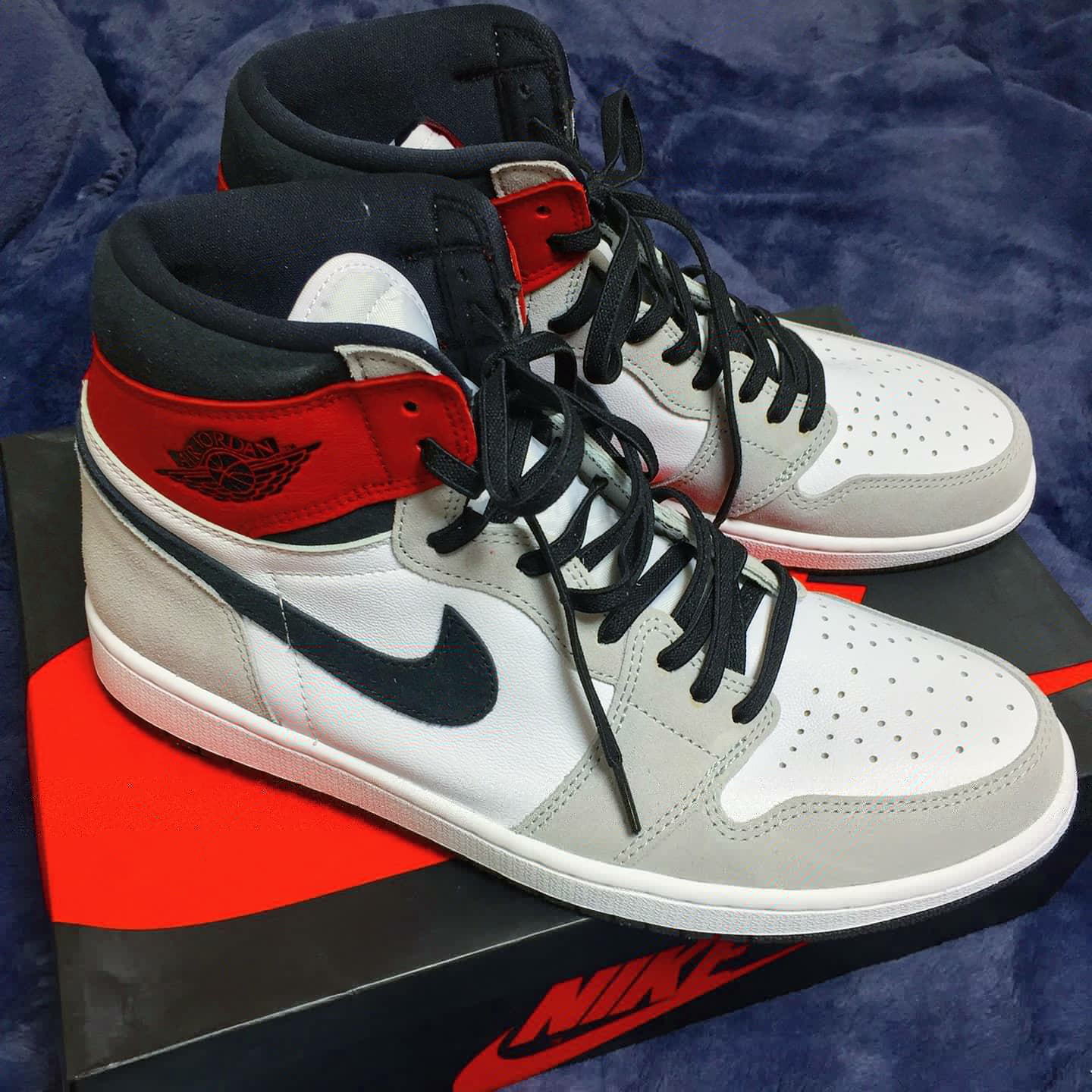 Jordan 1 Retro High OG Light Smoke Grey 착용 스타일