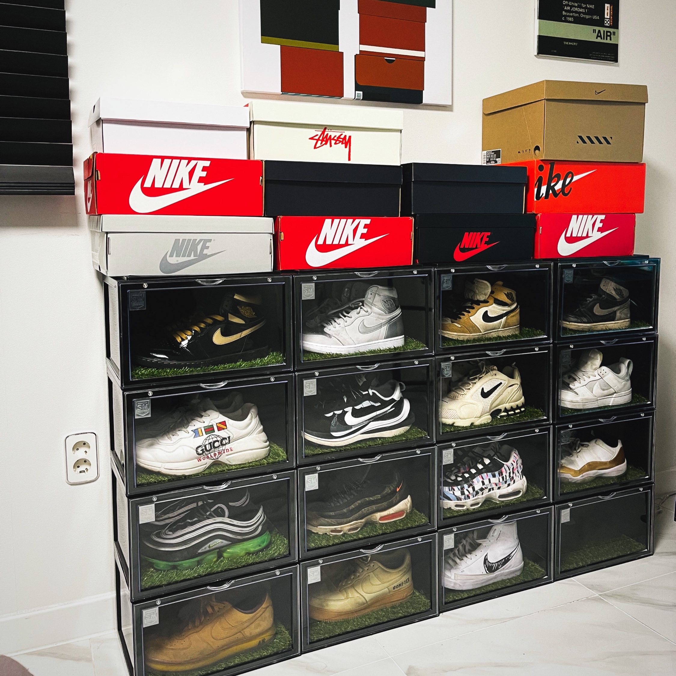 Nike x Stussy Air Zoom Spiridon Cage 2 Fossil, Nike x Sacai VaporWaffle Black White 착용 스타일