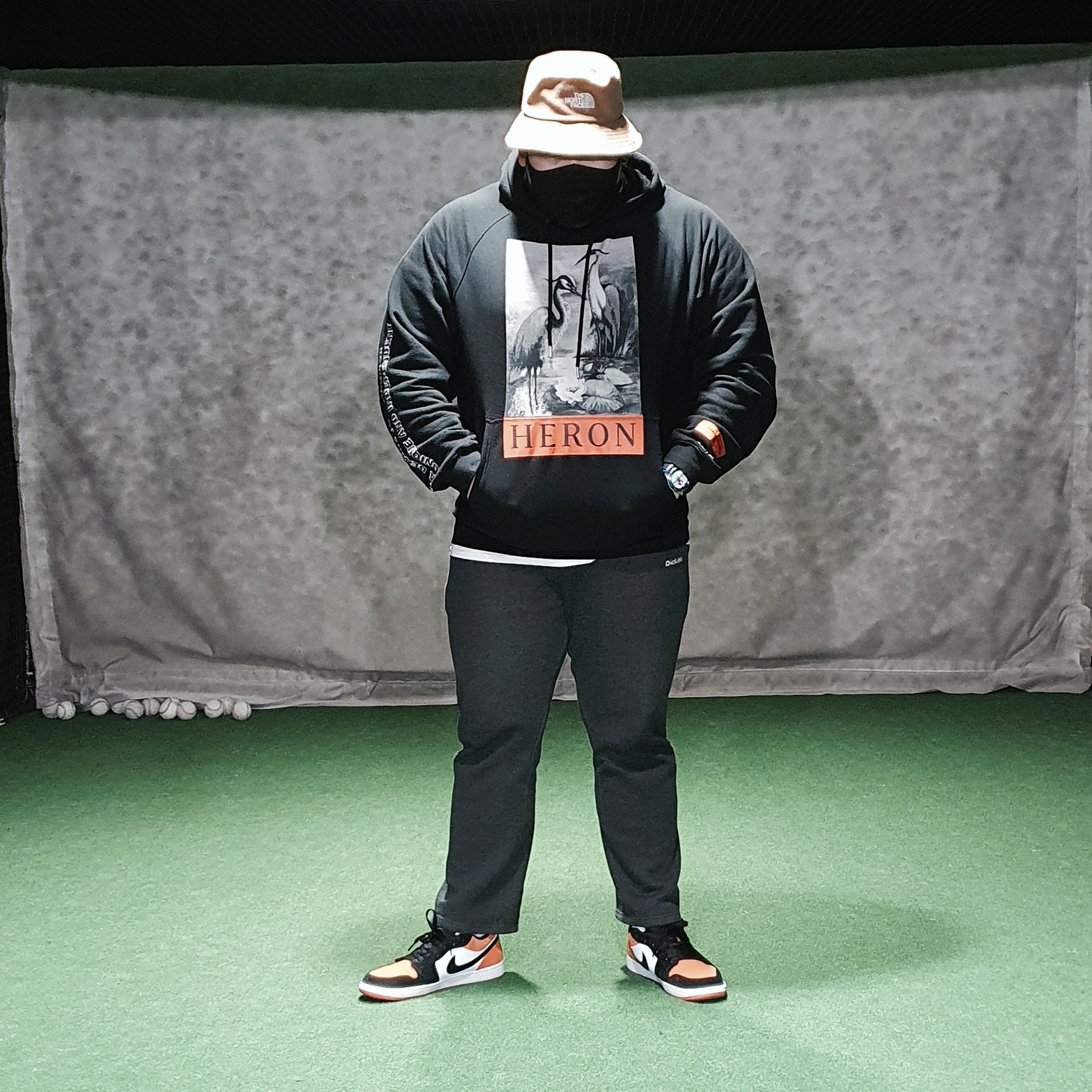 Jordan 1 Low Shattered Backboard 착용 스타일