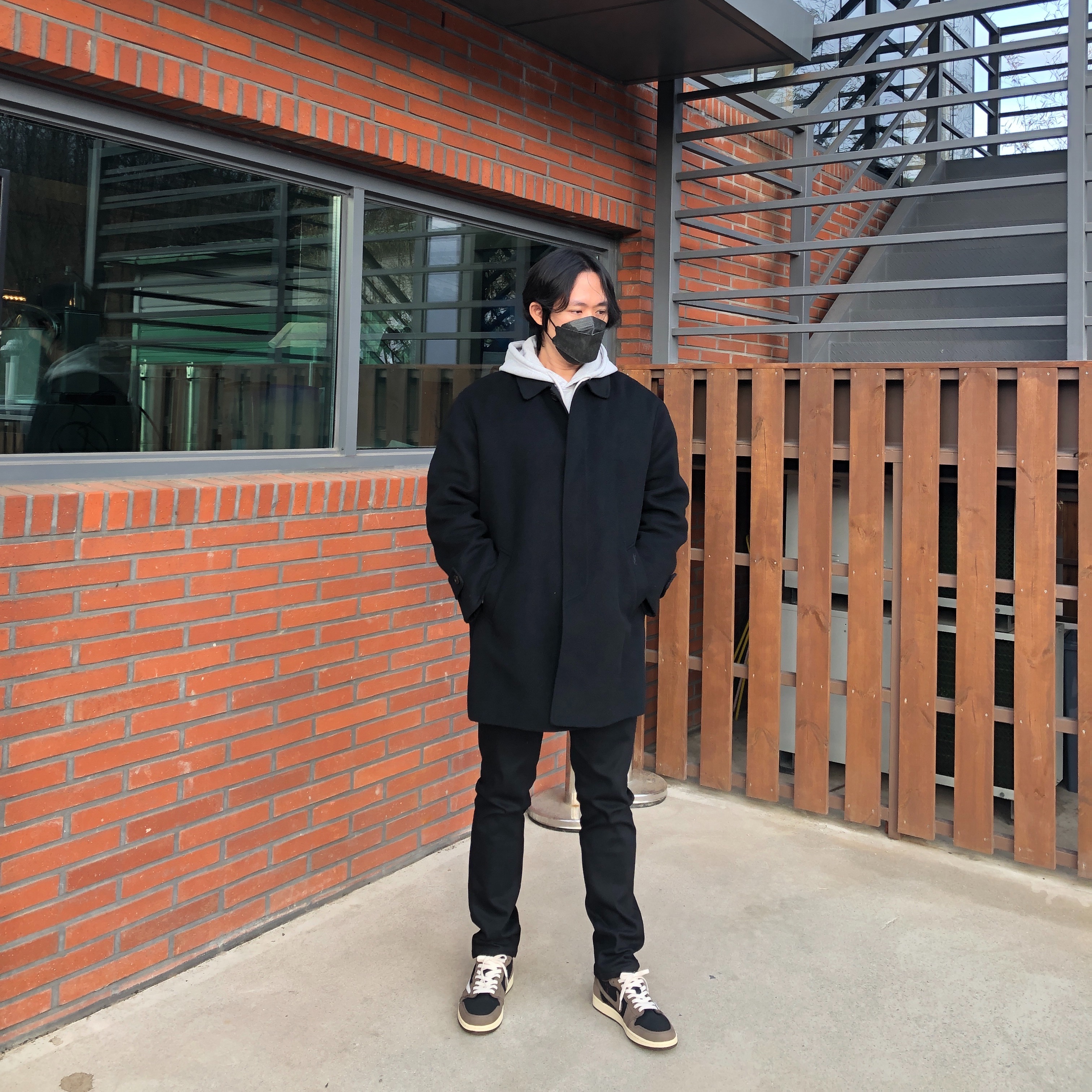 Jordan 1 x Travis Scott Retro Low OG SP Mocha 착용 스타일