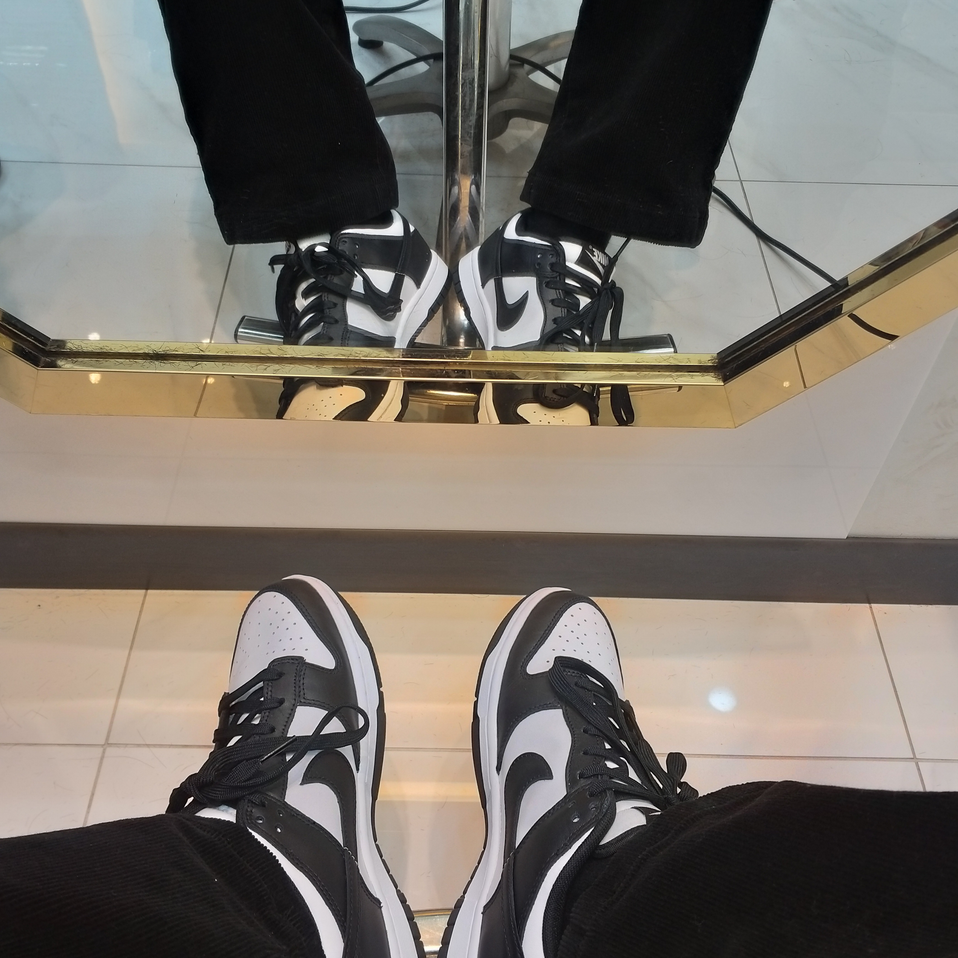 Nike Dunk Low Retro Black 착용 스타일
