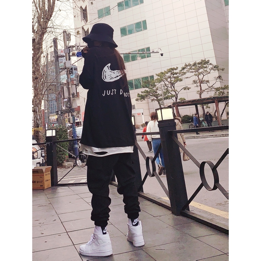Jordan 1 Mid Triple White 착용 스타일 - 1