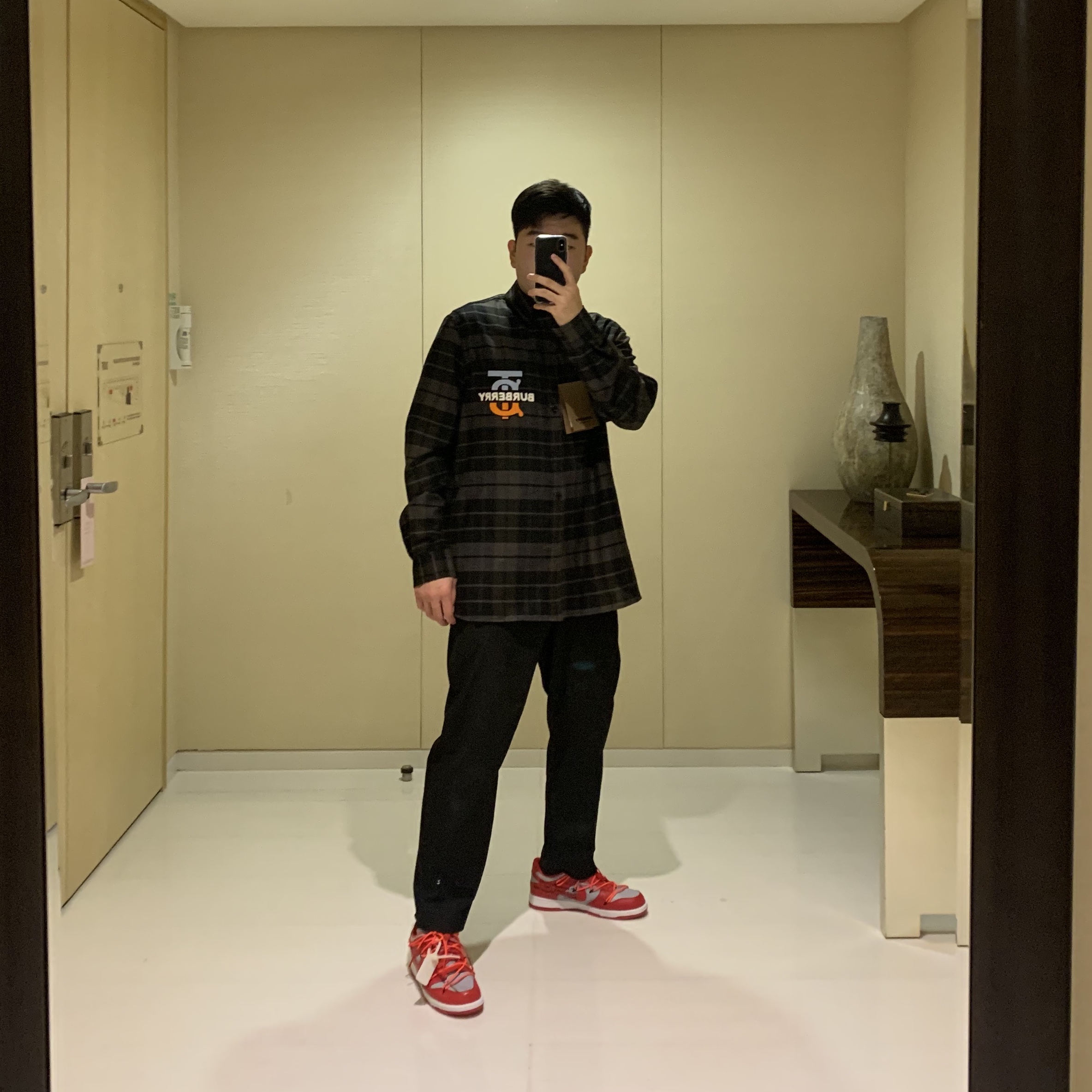 Nike x Off-White Dunk Low University Red 착용 스타일