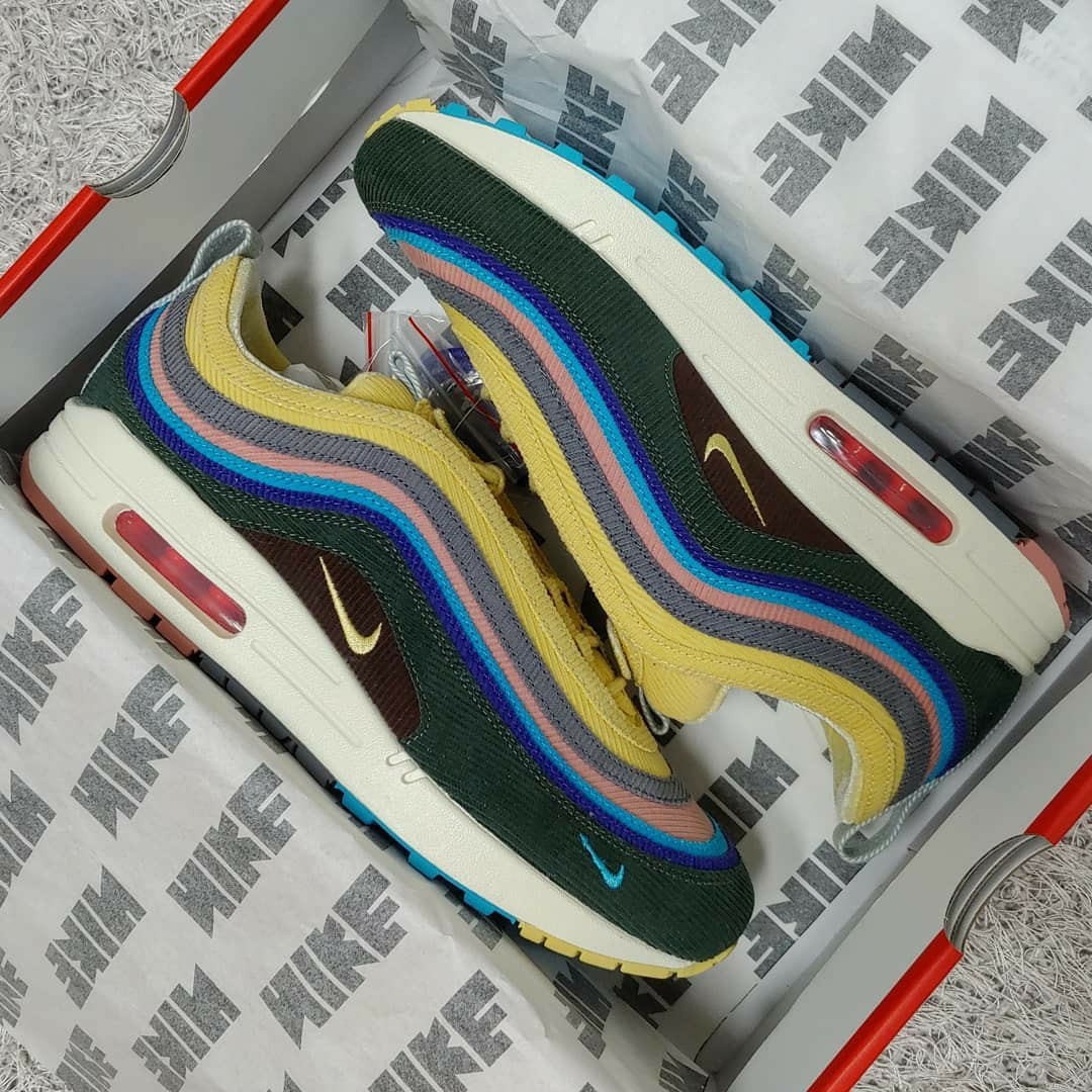 Nike x Sean Wotherspoon Air Max 1/97 착용 스타일