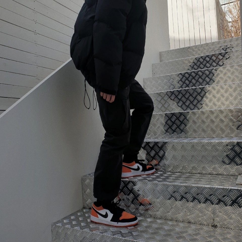 Jordan 1 Low Shattered Backboard 착용 스타일