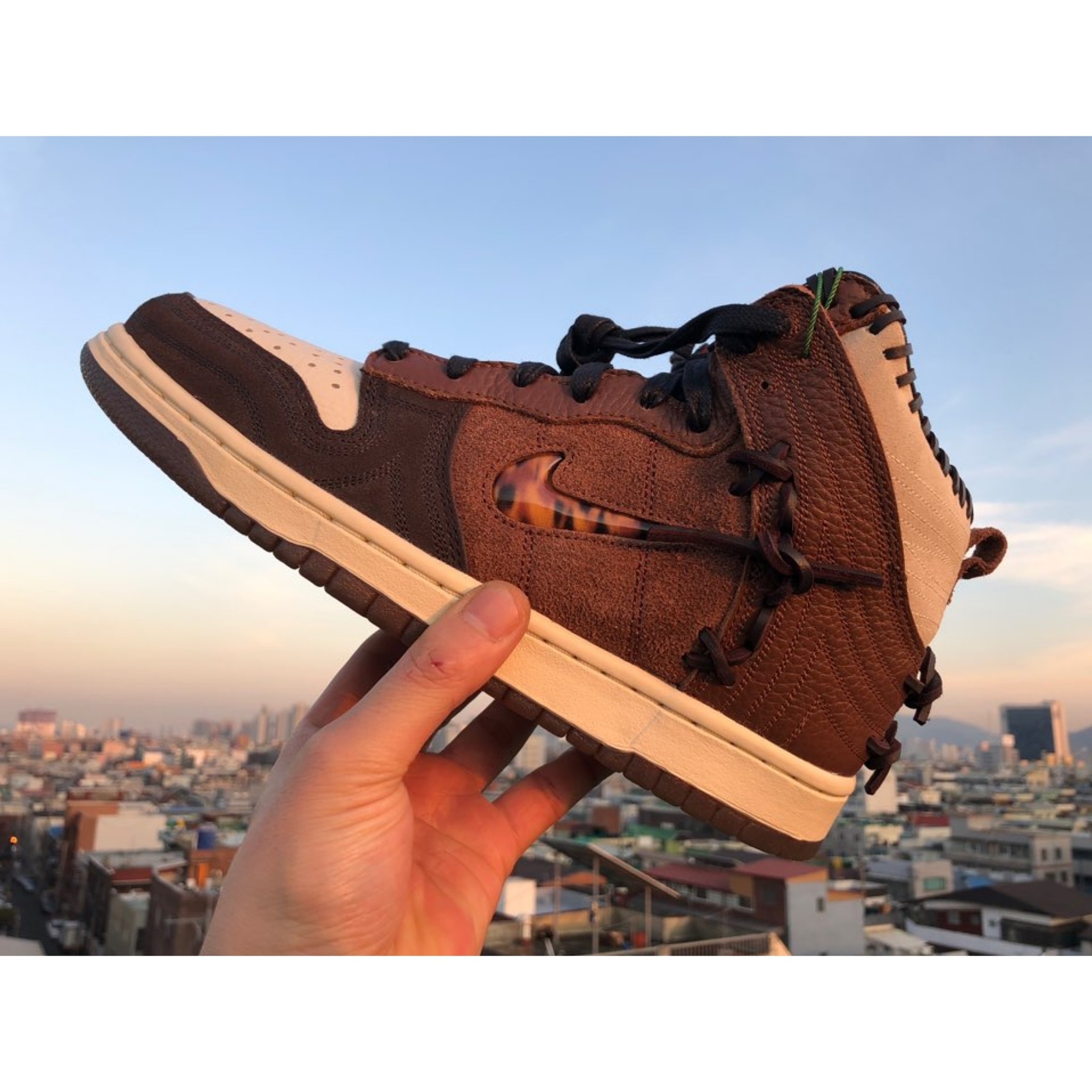 Nike x Bodega Dunk High Legend 착용 스타일
