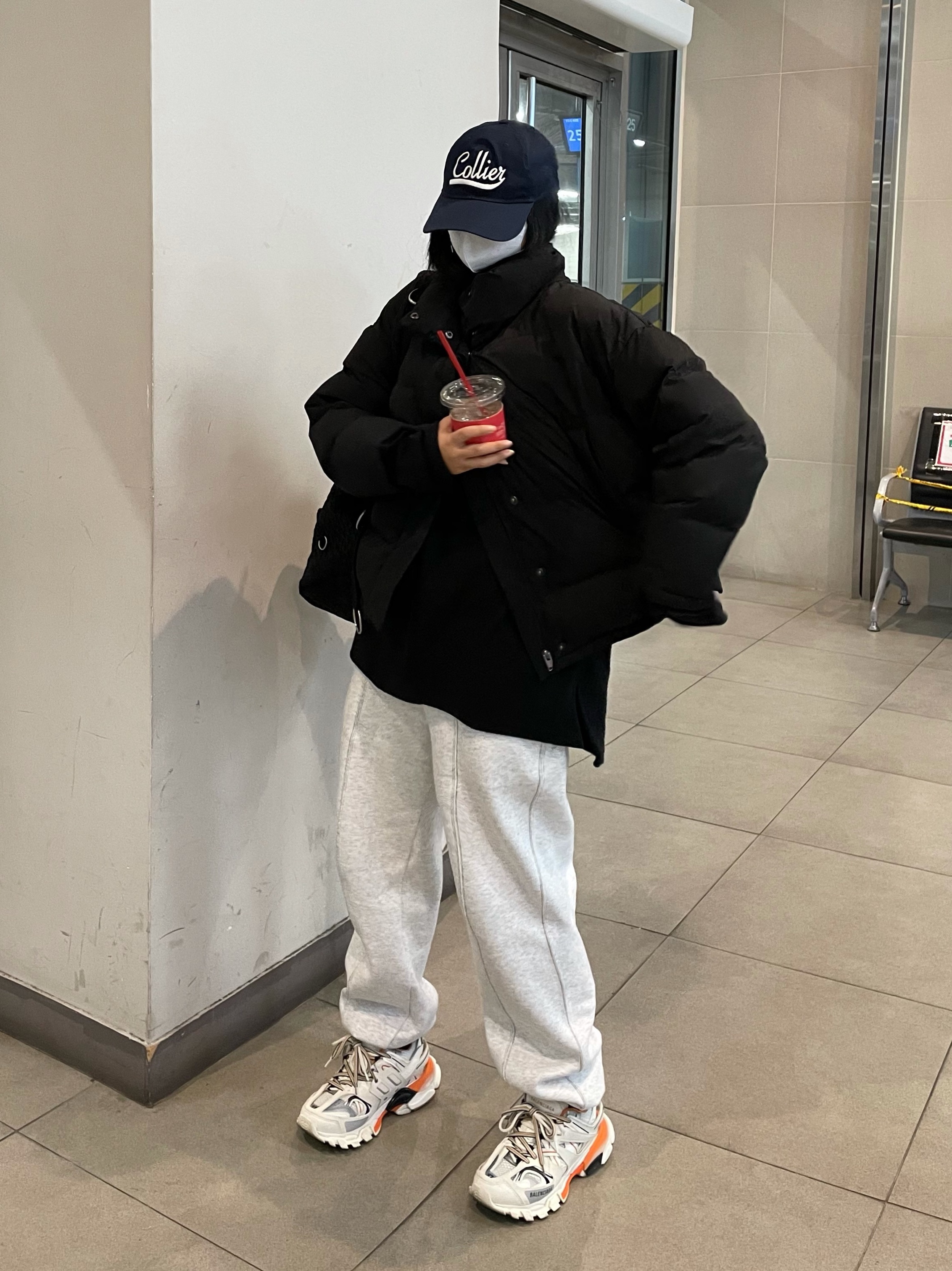 Balenciaga Track Sneakers White Orange 2019 착용 스타일
