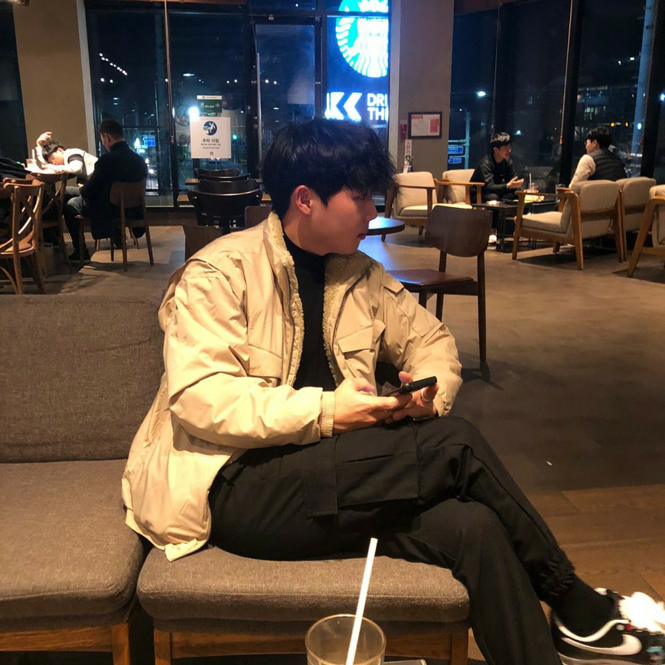 Nike x Peaceminusone Air Force 1 Low Para-Noise 착용 스타일