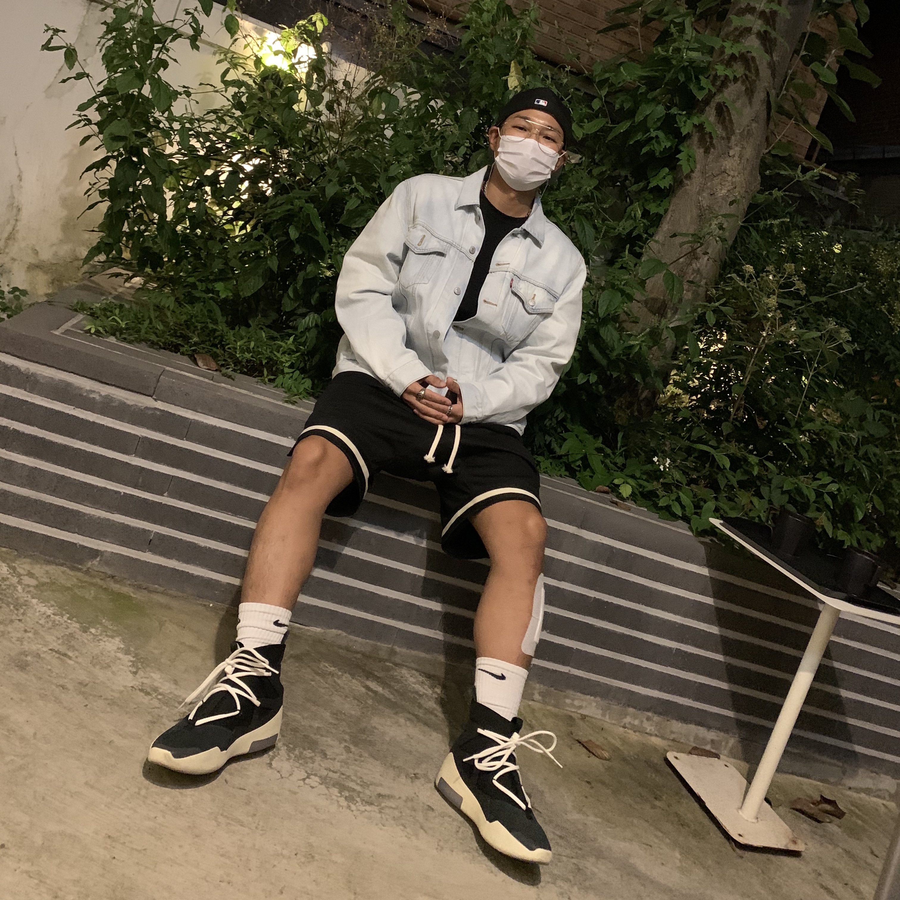 NIke x Fear of God Air Fear of God 1 Black 착용 스타일