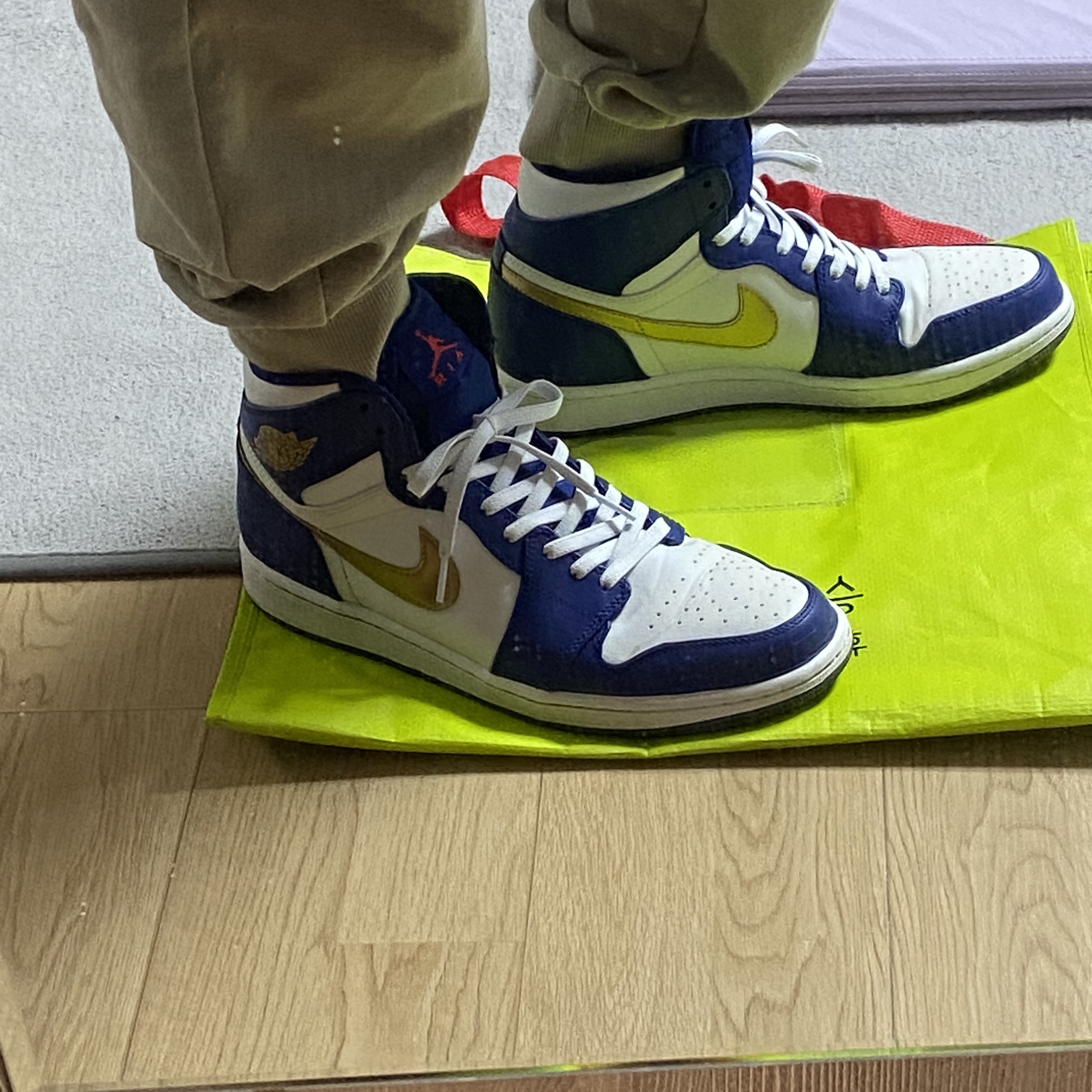 Jordan 1 Retro Gold Medal 착용 스타일