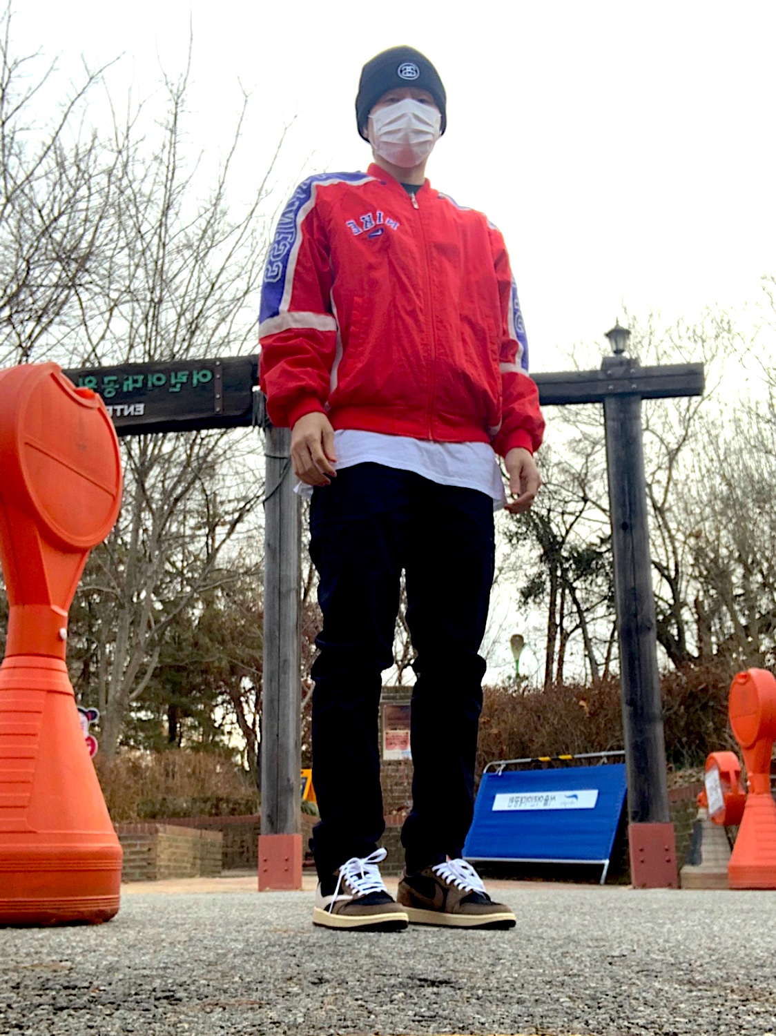 Jordan 1 x Travis Scott Retro Low OG SP Mocha 착용 스타일