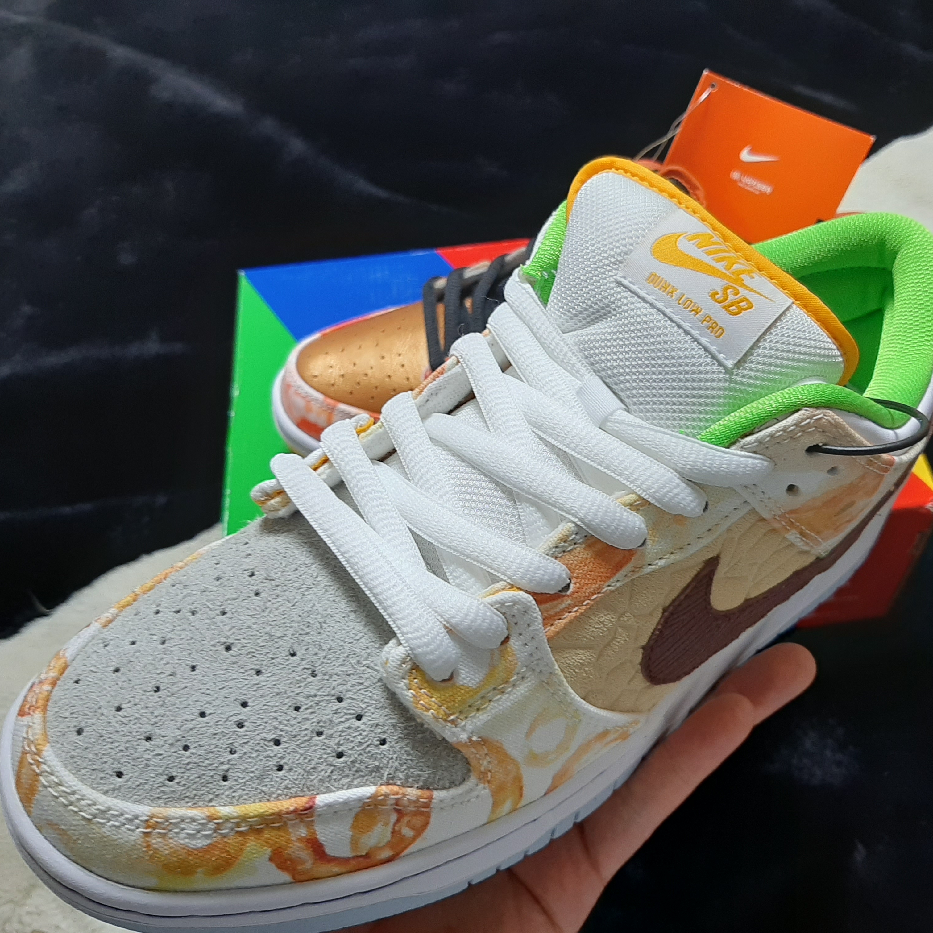 Nike SB Dunk Low Pro Street Hawker 착용 스타일