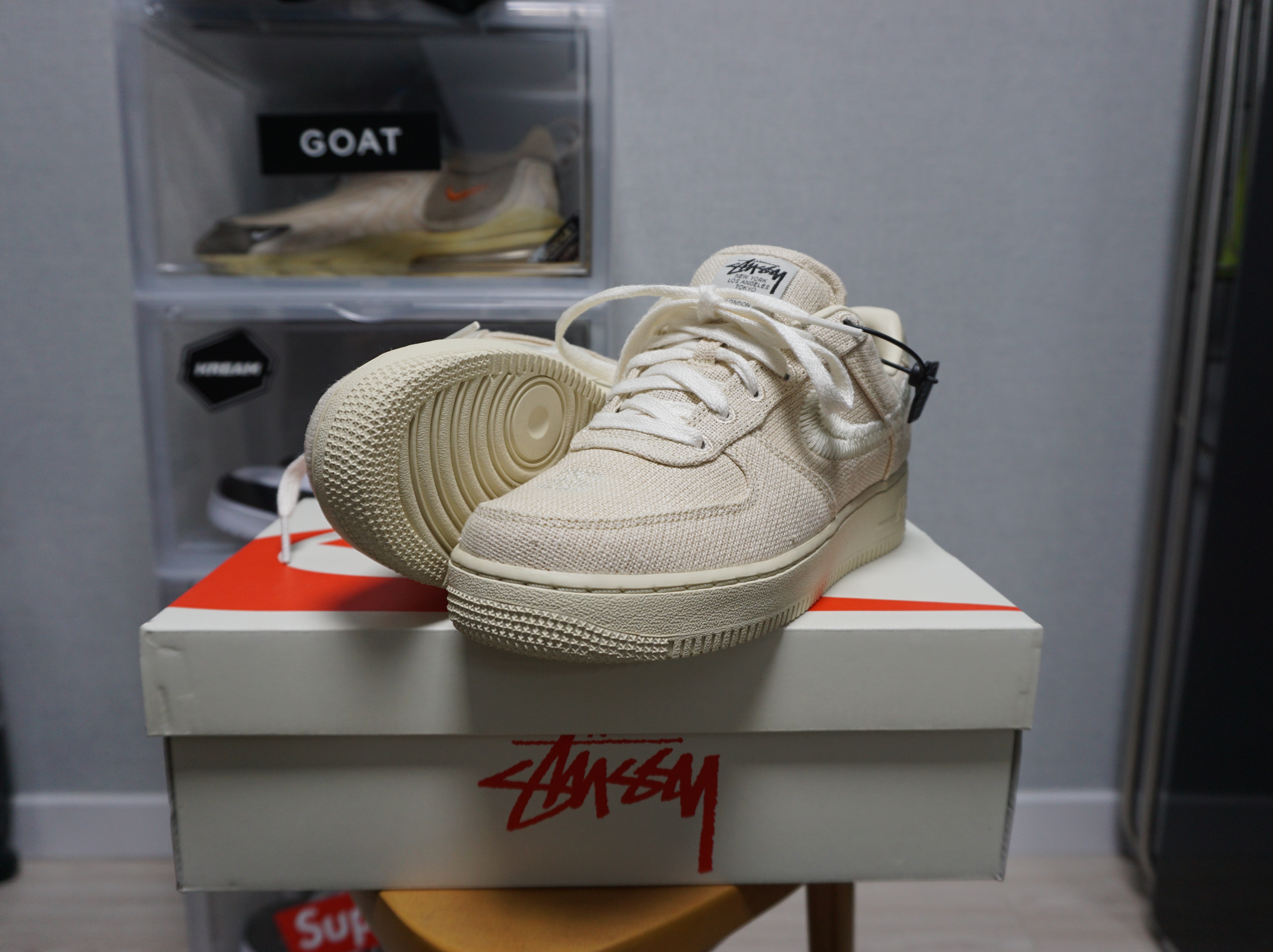 Nike x Stussy Air Force 1 Low Fossil 착용 스타일 - 1