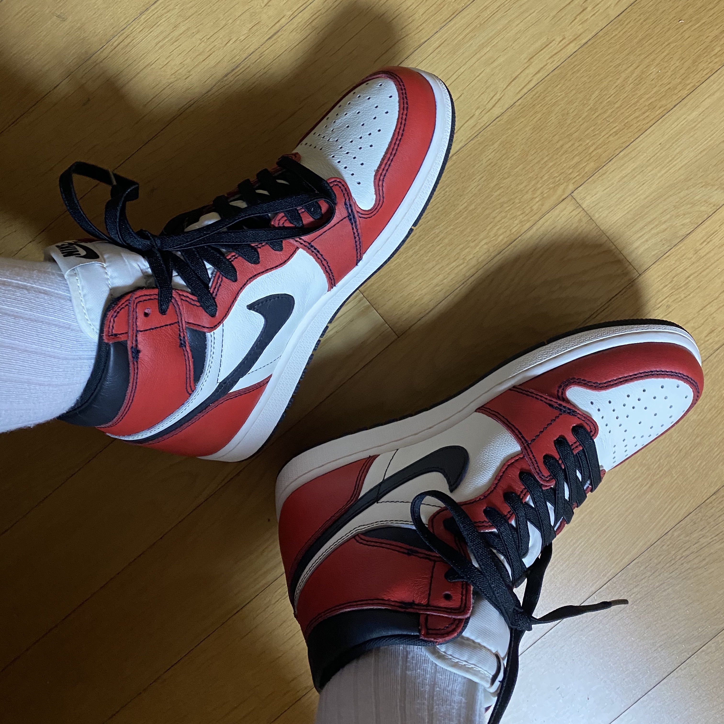 Jordan 1 Retro High OG Defiant SB LA to Chicago 착용 스타일 - 3