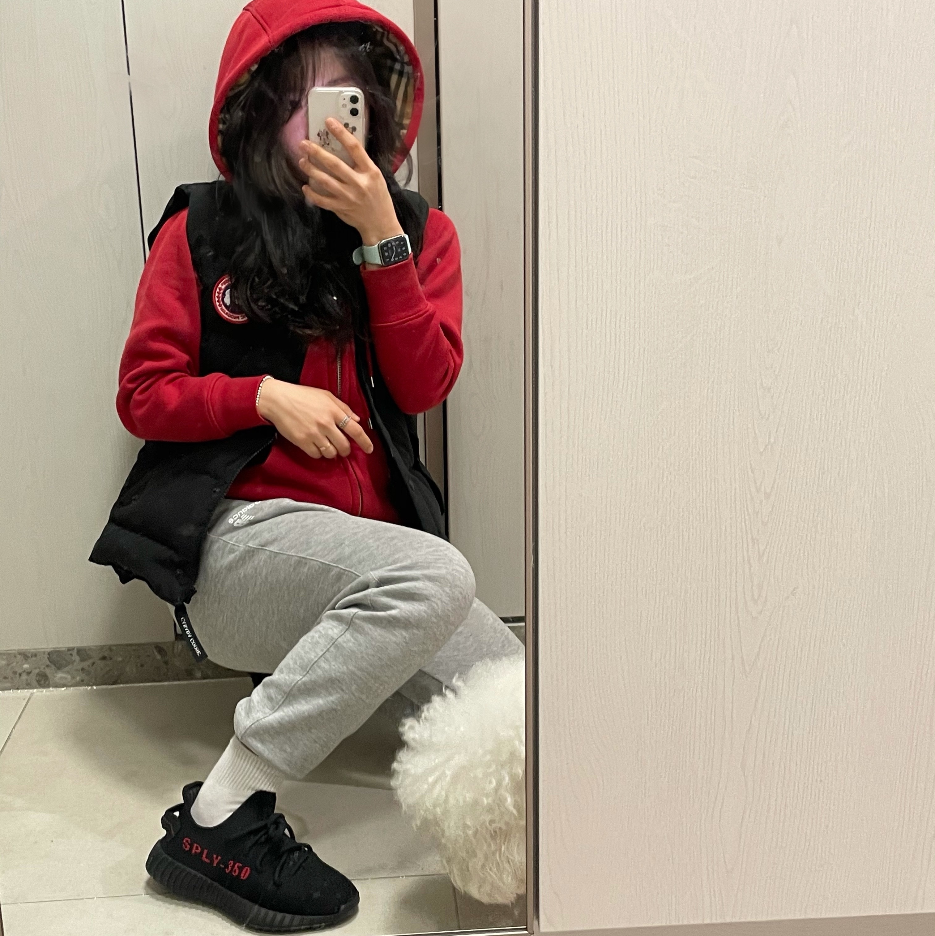 Adidas Yeezy Boost 350 V2 Black Red 2020 착용 스타일