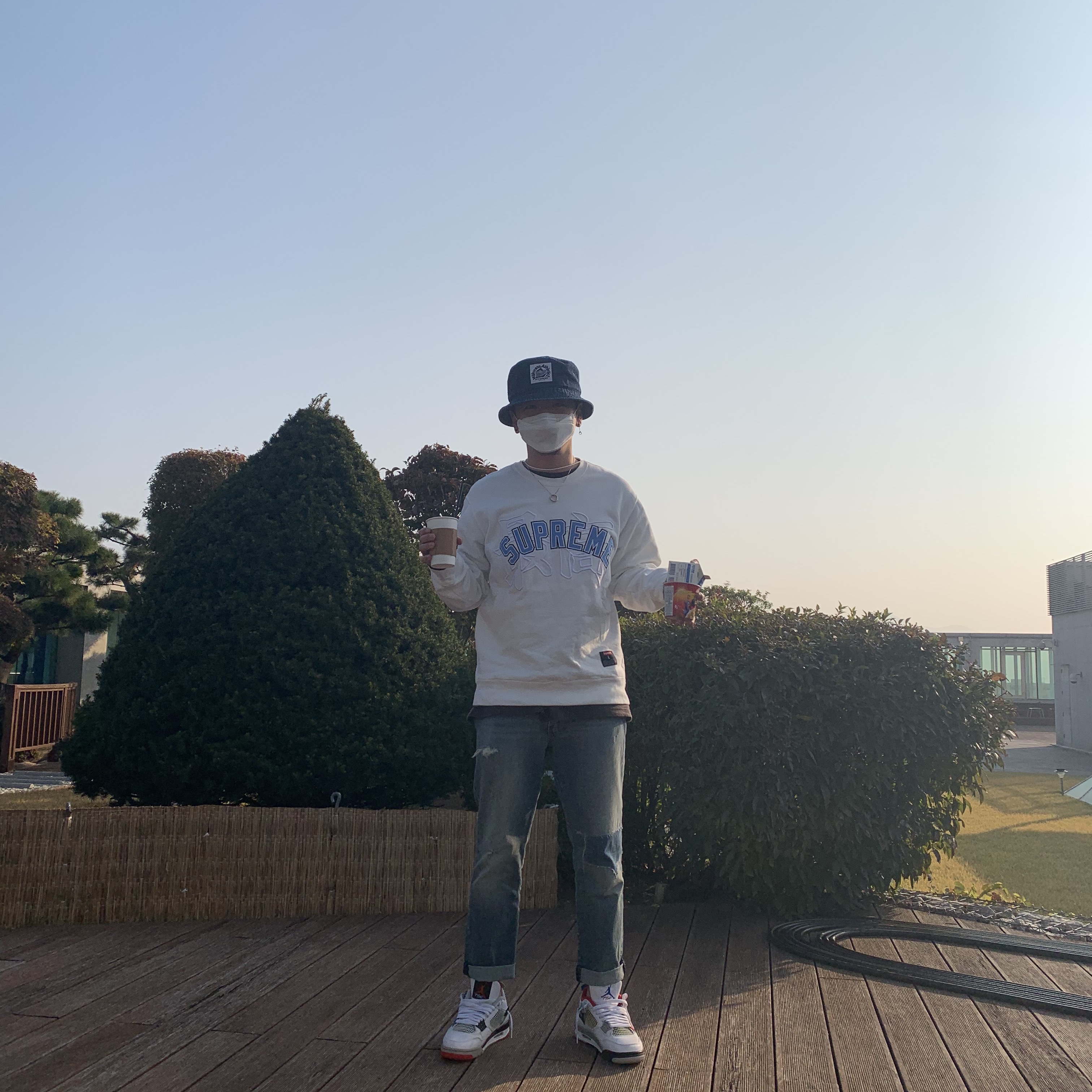 Jordan 4 Retro What The 4 착용 스타일