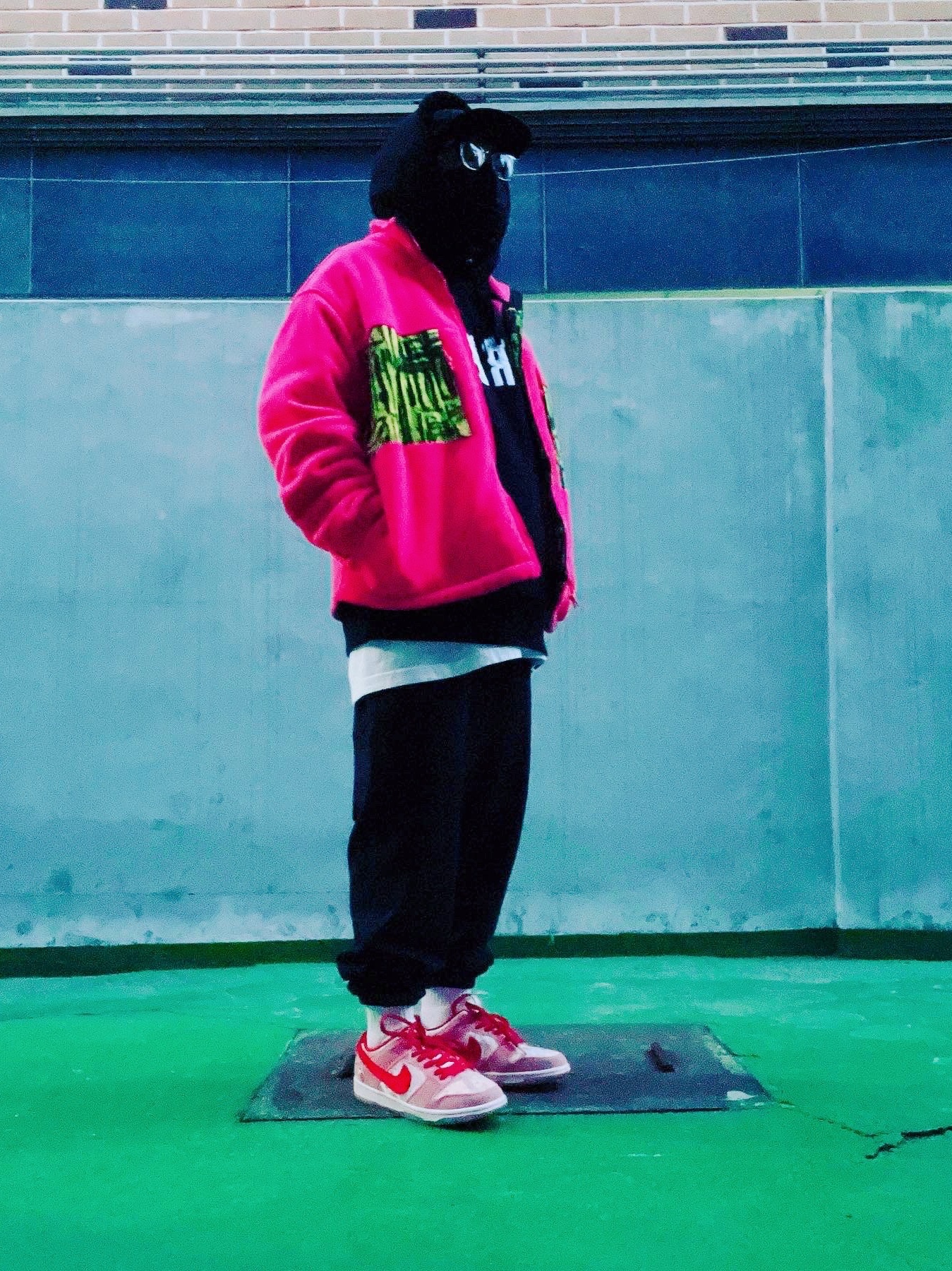 Nike x StrangeLove SB Dunk Low Pink (Regular Box) 착용 스타일