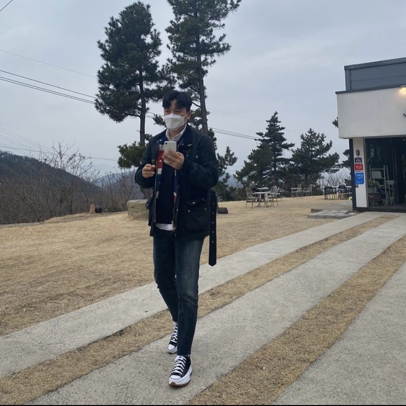 Converse Run Star Hike Hi Black White Gum 착용 스타일