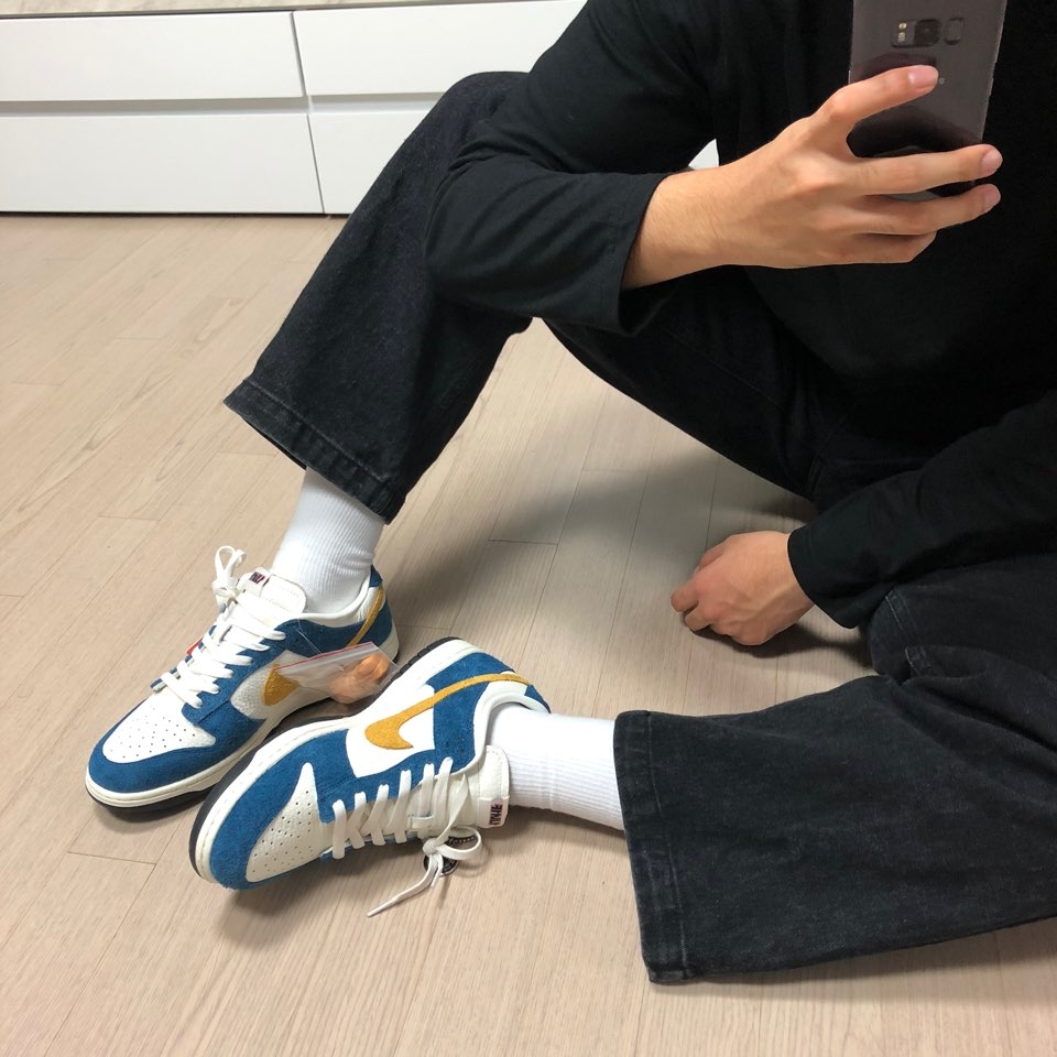 Nike x Kasina Dunk Low 80's Bus 착용 스타일