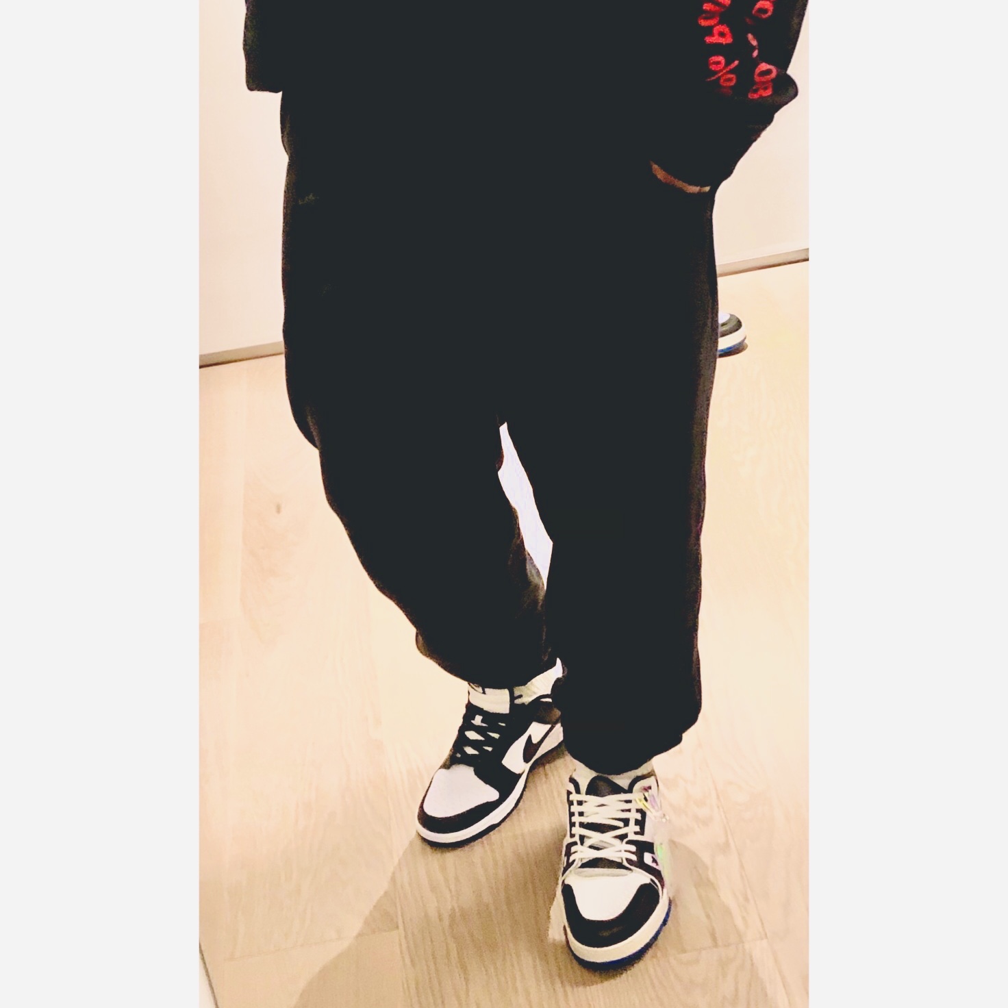 Nike Dunk Low Retro Black 착용 스타일 - 1