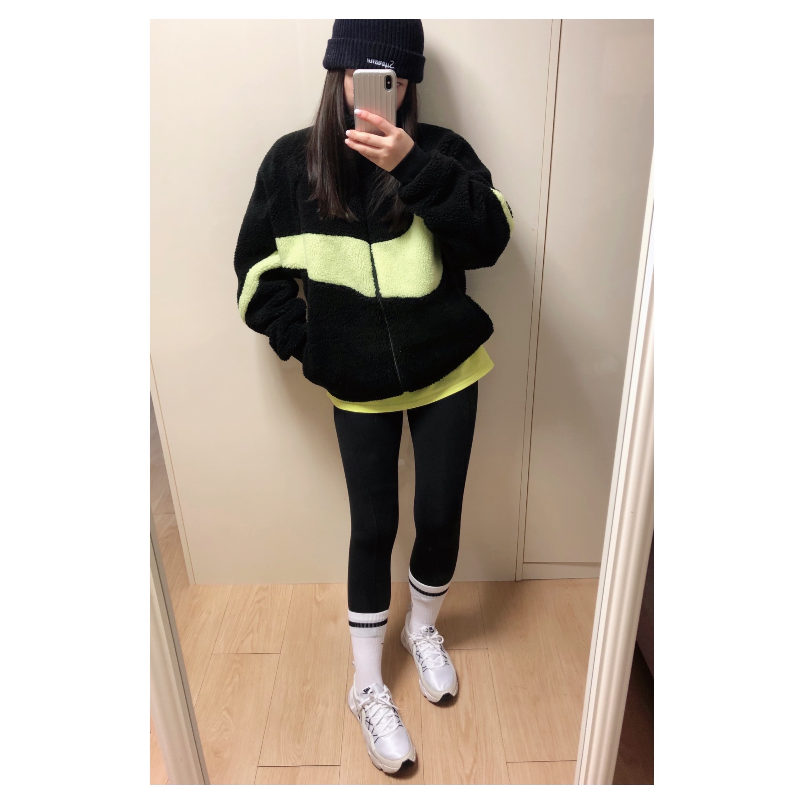 Nike Big Swoosh Full Zip Jacket Black Volt 착용 스타일 - 2