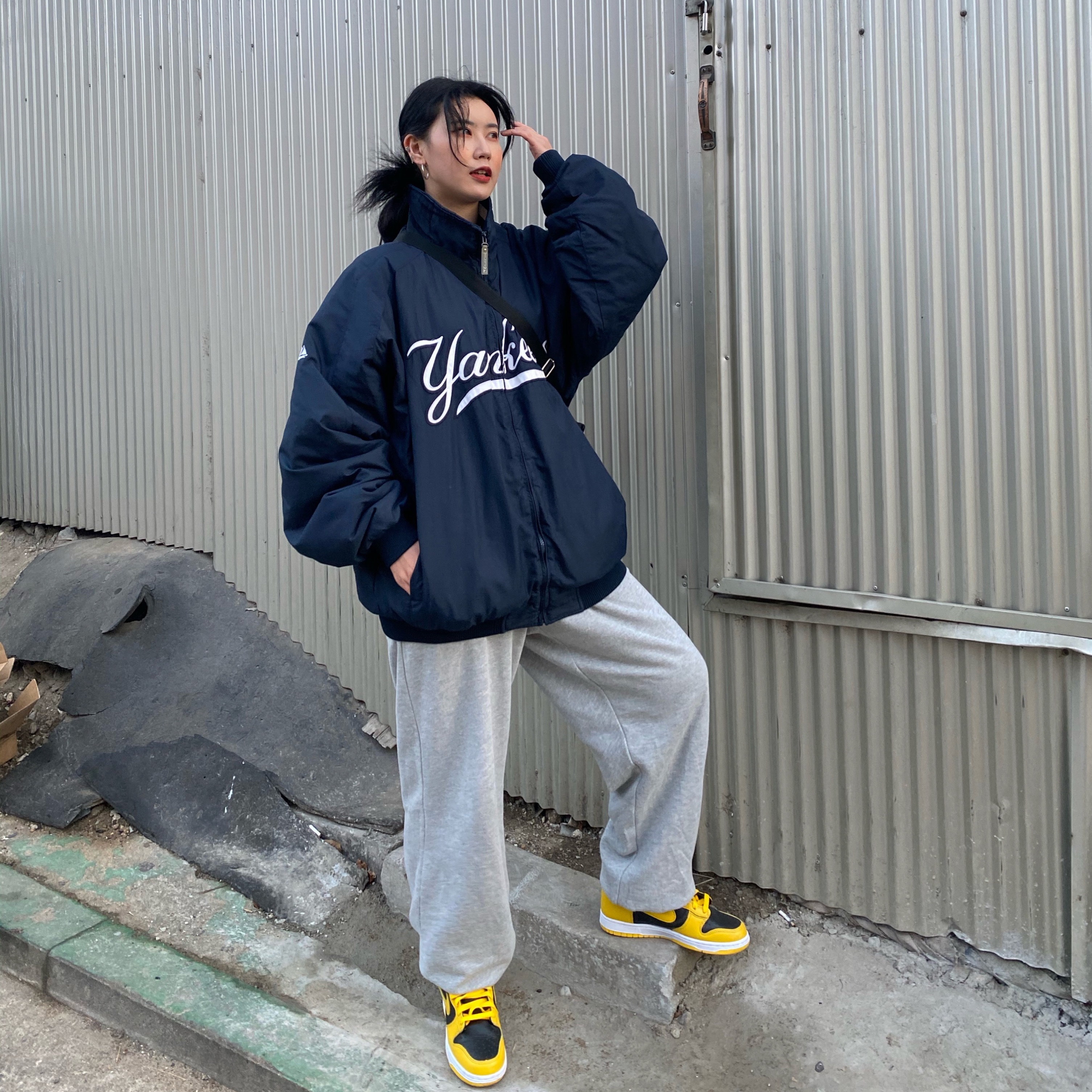 Nike Dunk High SP Varsity Maize 착용 스타일