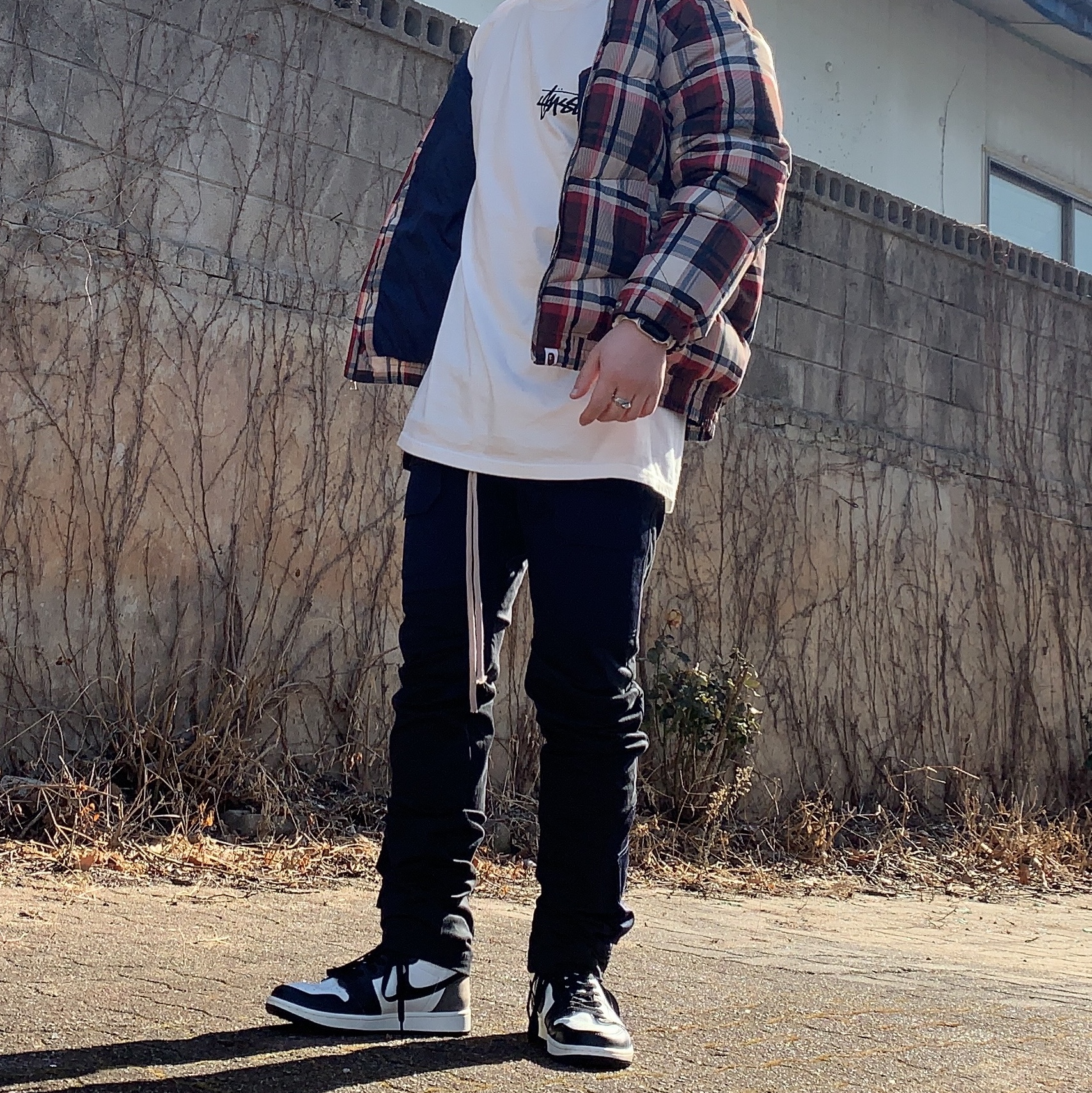 Jordan 1 Retro High OG Black Mocha 착용 스타일