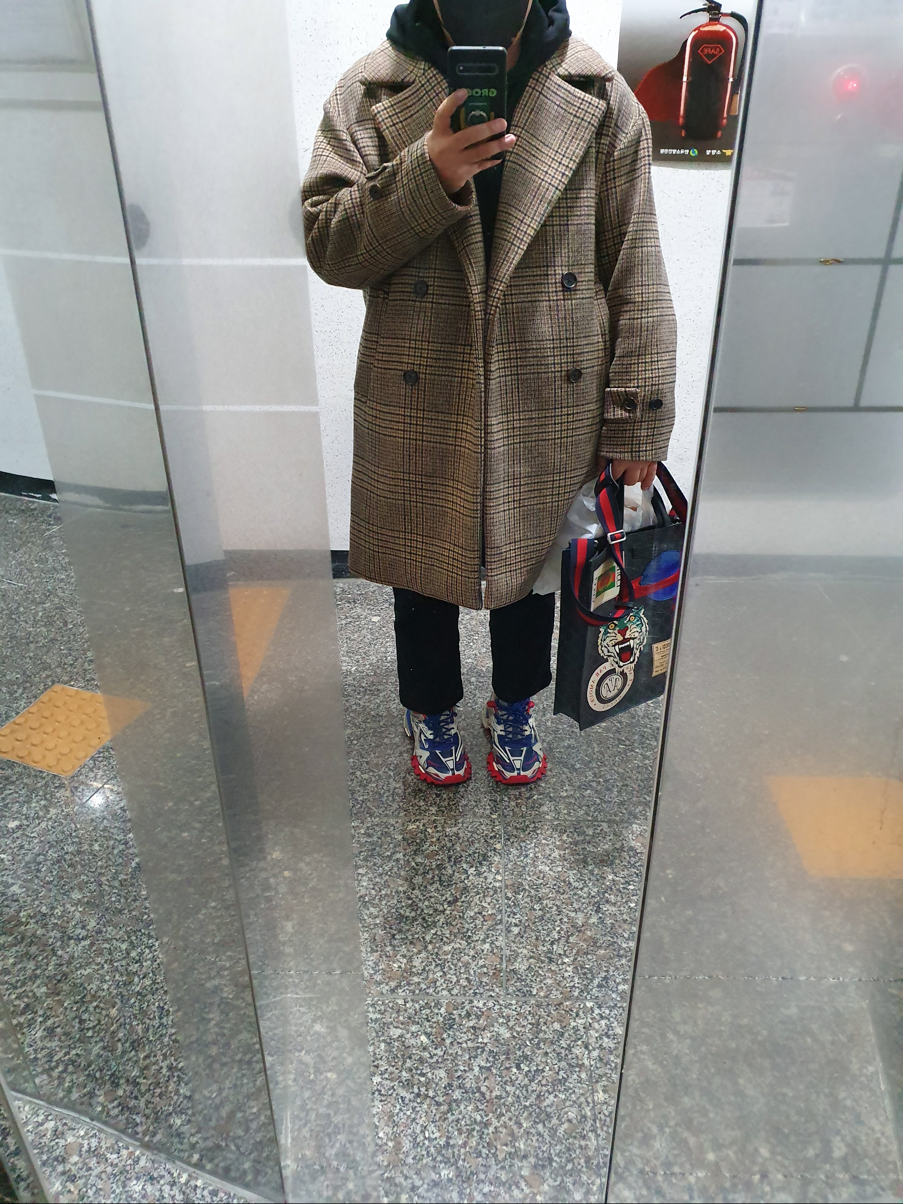 Balenciaga Track.2 Sneakers Blue Red 2019 ์ฐฉ์ฉ ์คํ์ผ