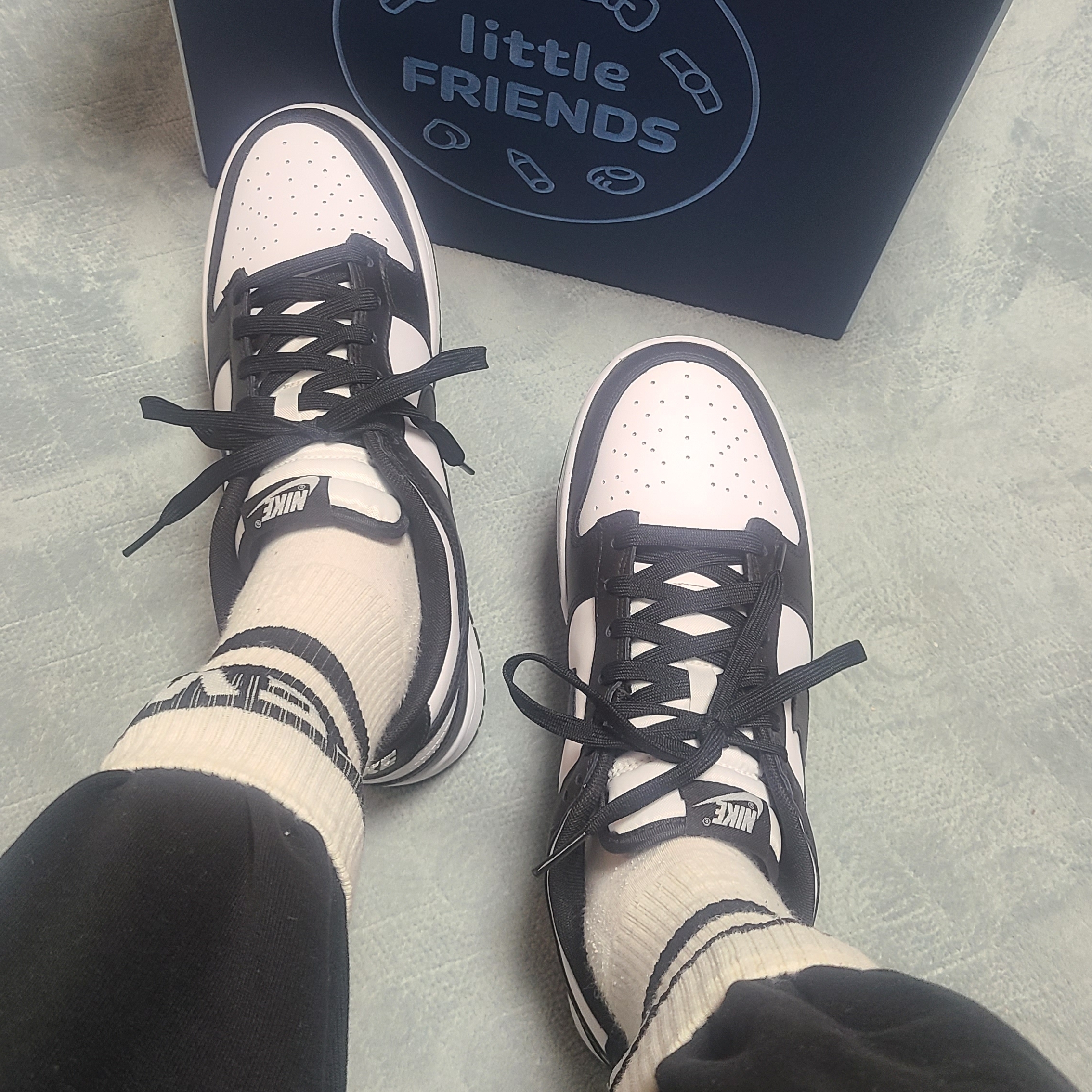 Nike Dunk Low Retro Black 착용 스타일