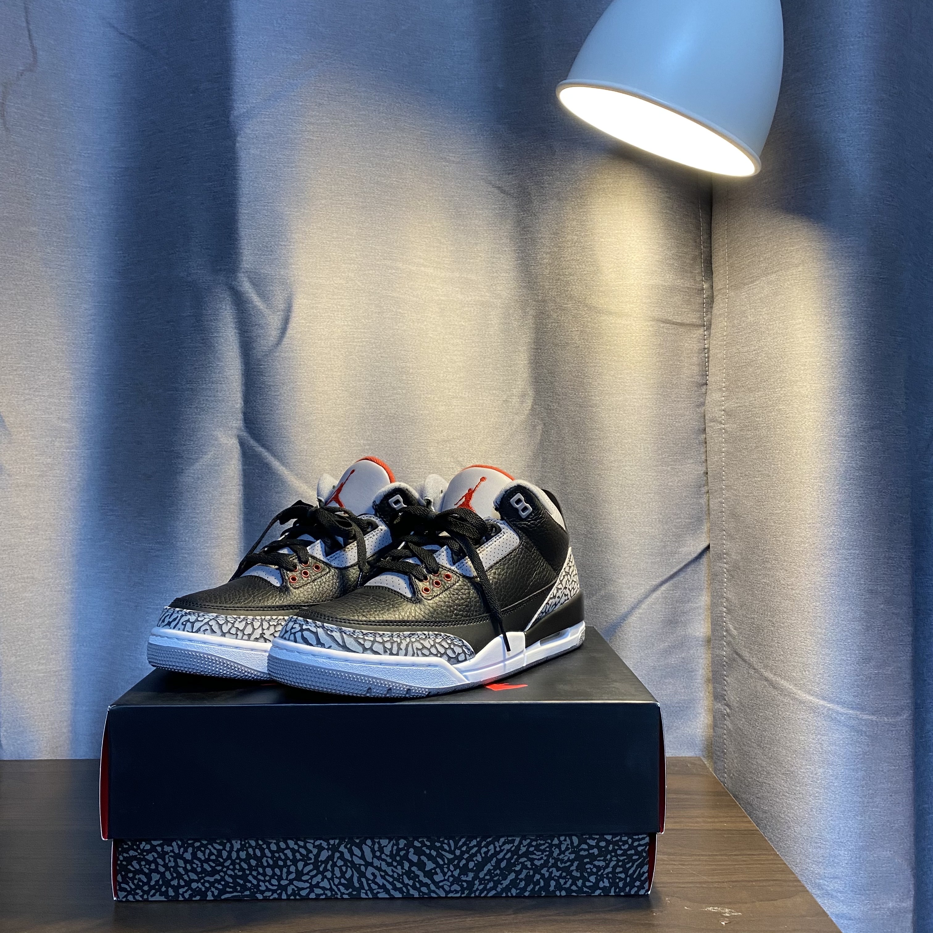 Jordan 3 Retro OG Black Cement 2018 착용 스타일 - 3