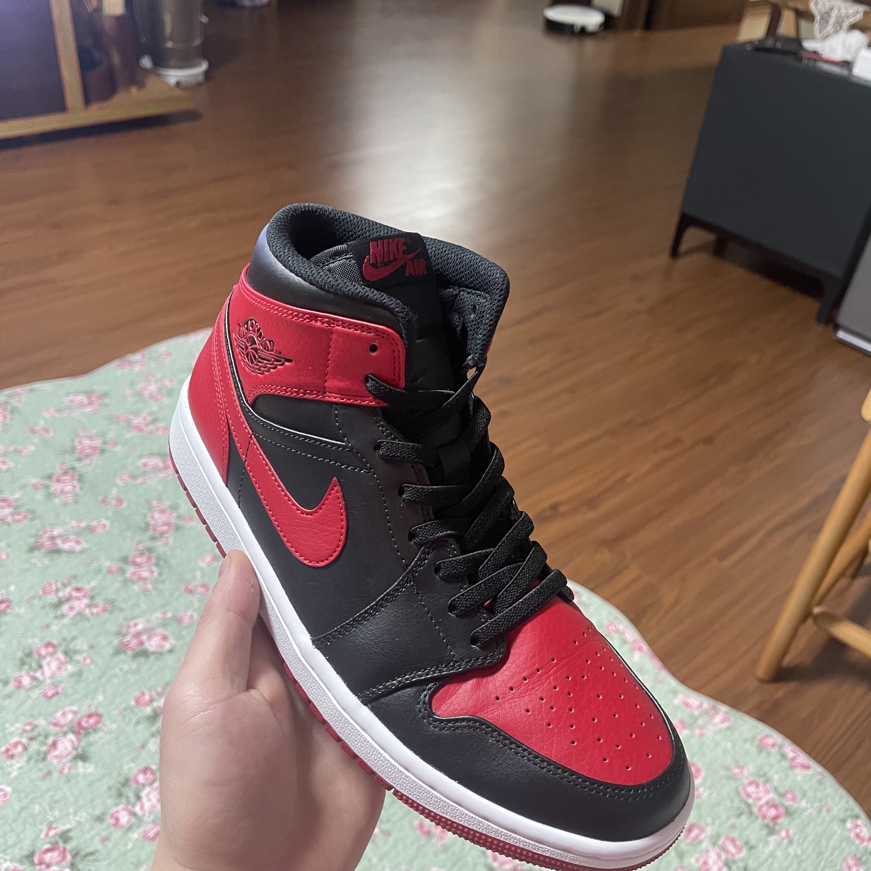 Jordan 1 Mid Bred Banned 2020 착용 스타일