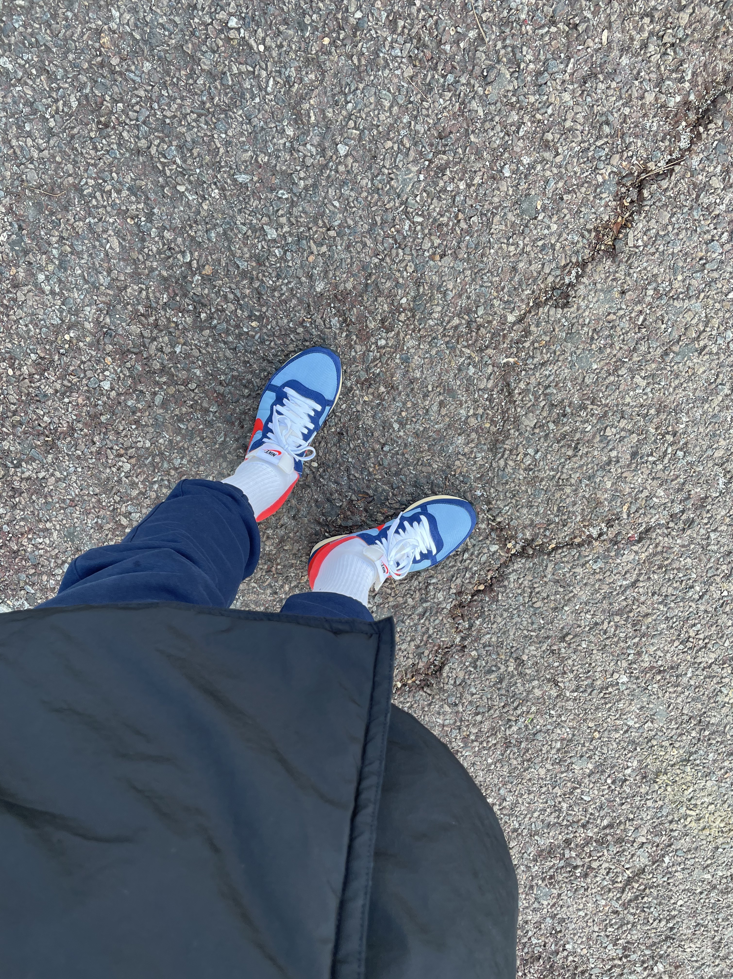 Nike Challenger OG BRS Light Blue 착용 스타일
