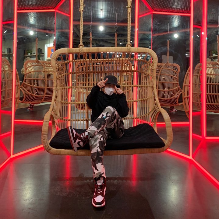Jordan 1 Retro High OG Bloodline 착용 스타일
