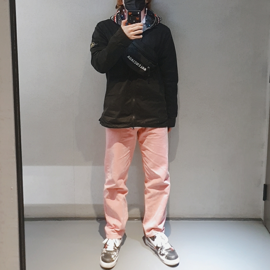 Nike x Peaceminusone Air Force 1 Low Para-Noise 착용 스타일