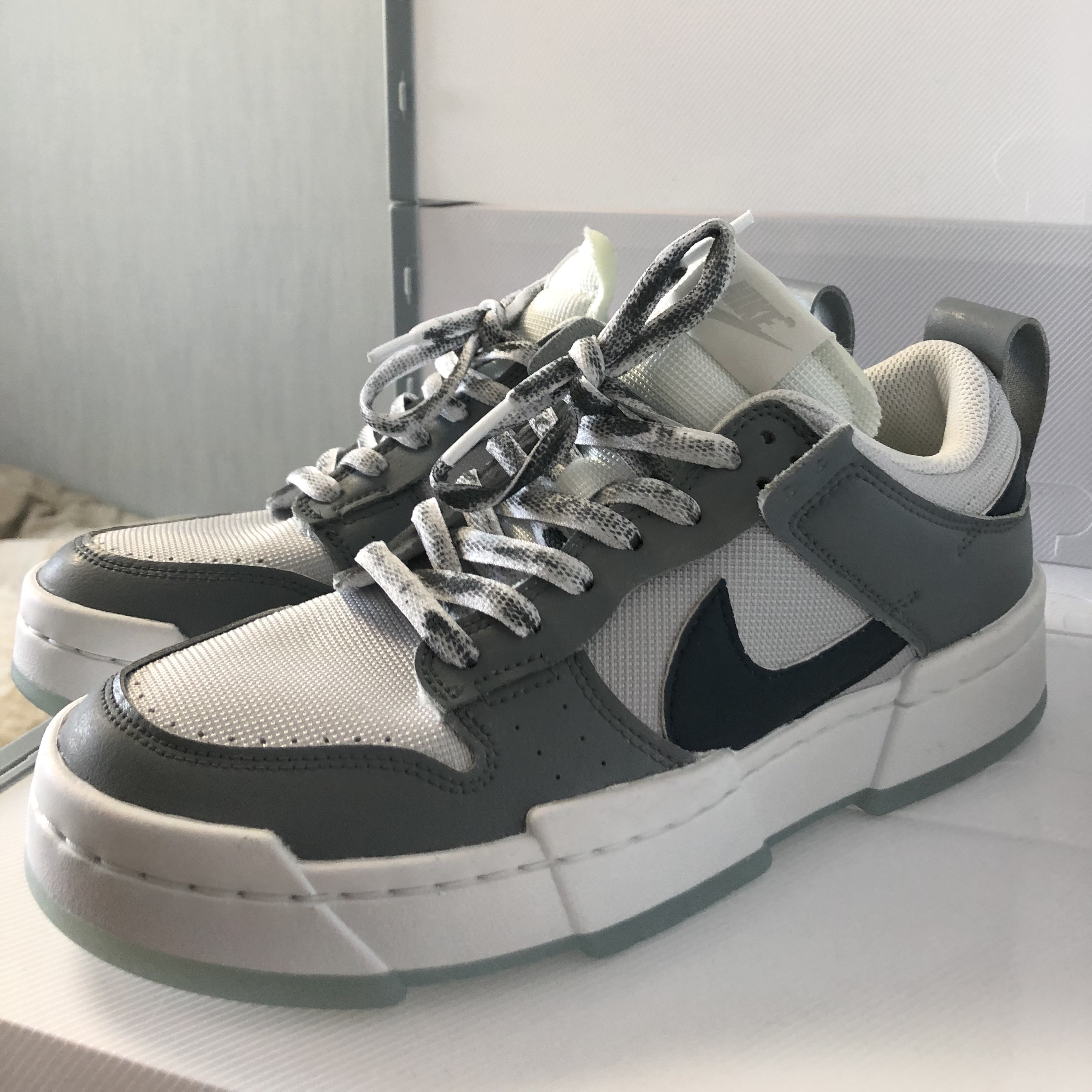 (W) Nike Dunk Low Disrupt Photon Dust 착용 스타일