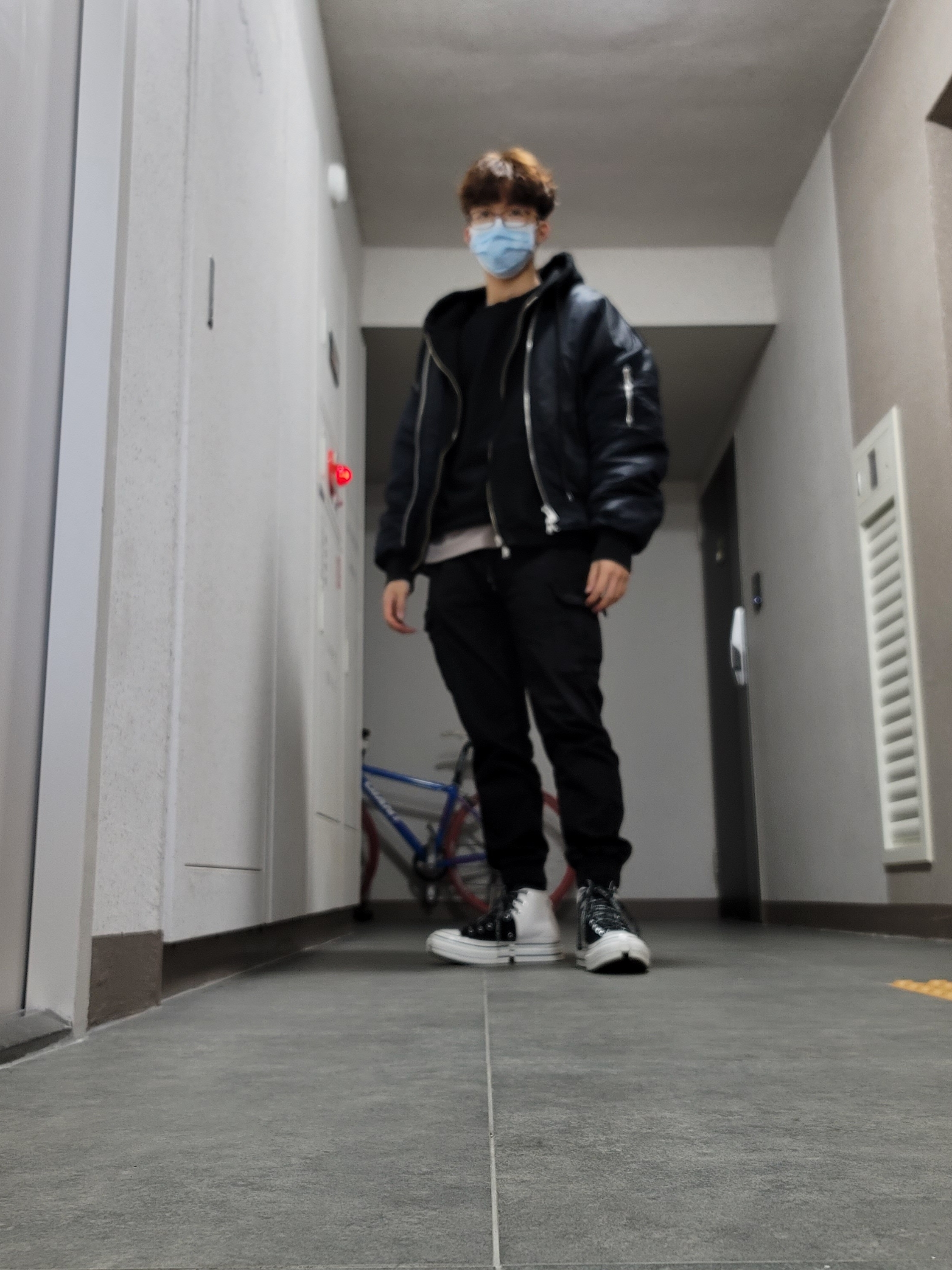 Converse x Feng Chen Wang Chuck 70 2-in-1 Natural Ivory Black 착용 스타일